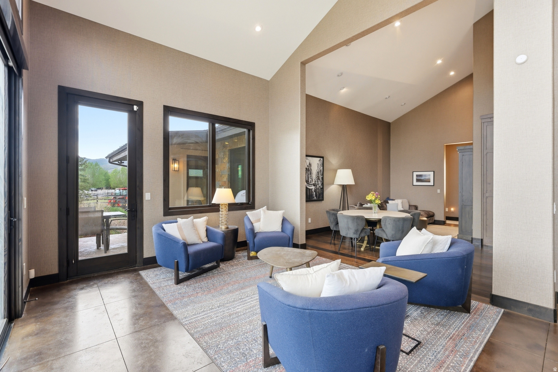 SILVER CREEK ESTATES - Residential