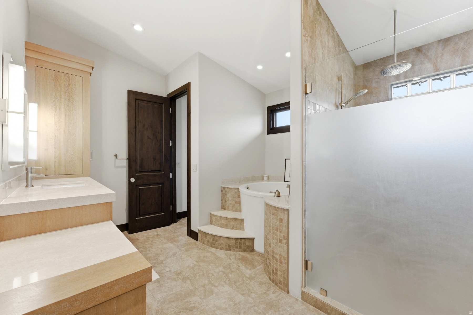 SILVER CREEK ESTATES - Residential