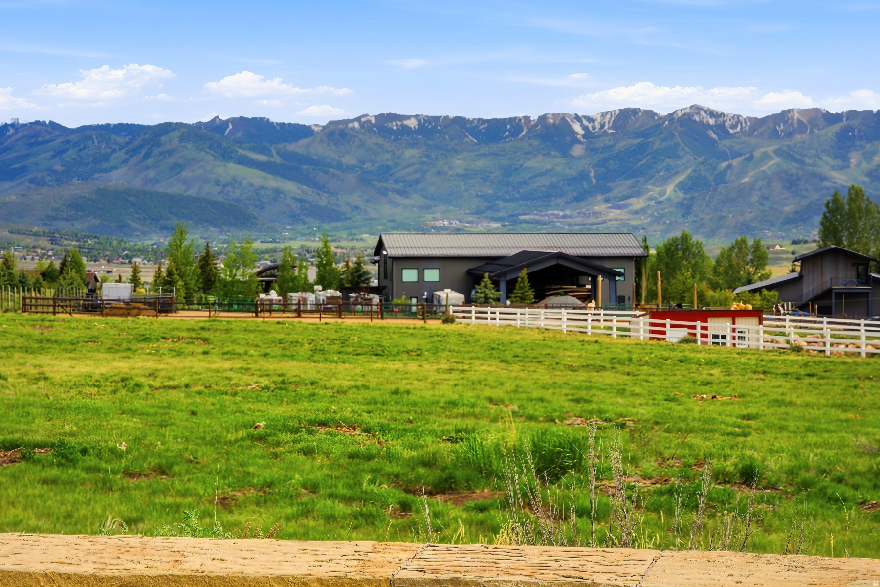 SILVER CREEK ESTATES - Residential