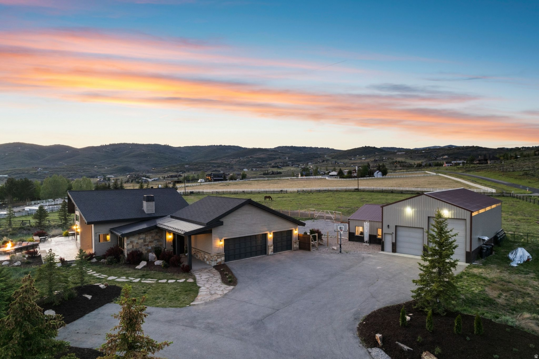 SILVER CREEK ESTATES - Residential
