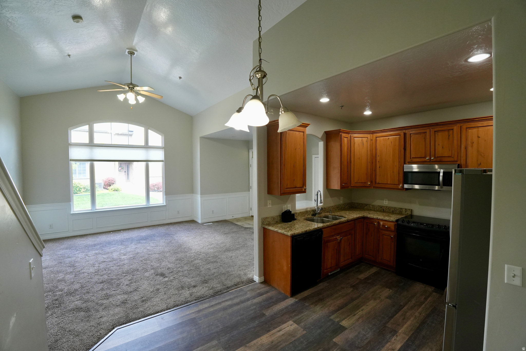 HAYMAKER RETREAT CON - Residential