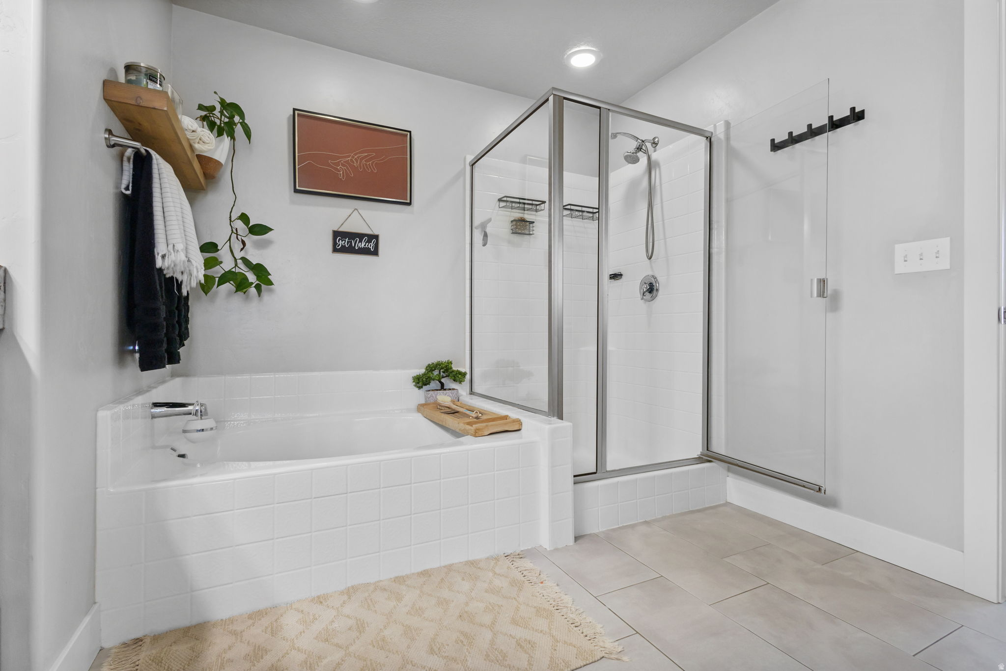 SARATOGA SPRINGS - Residential