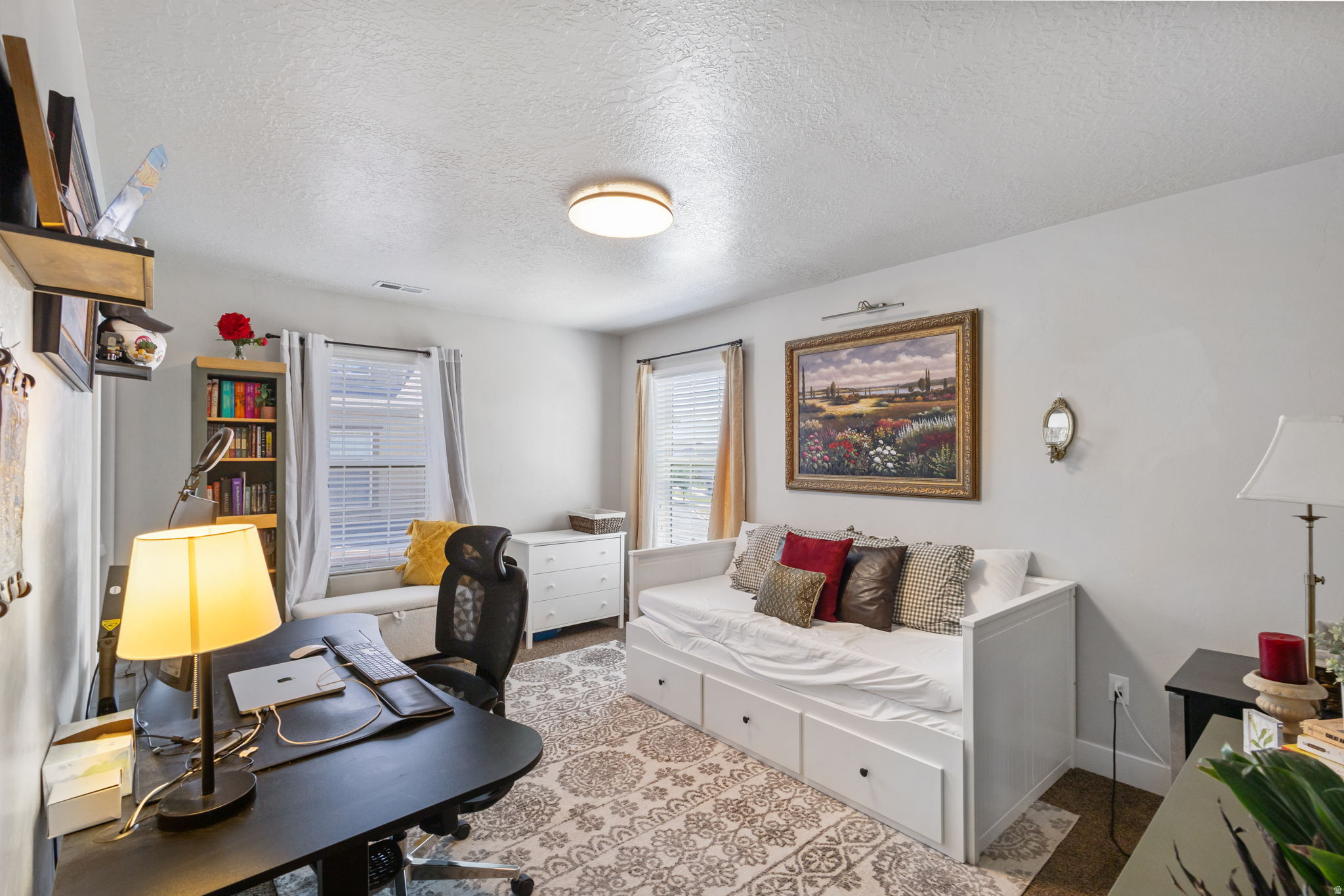 SARATOGA SPRINGS - Residential