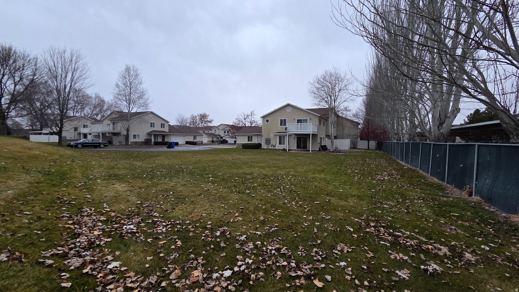 DEVONSHIRE DOWNS - Residential