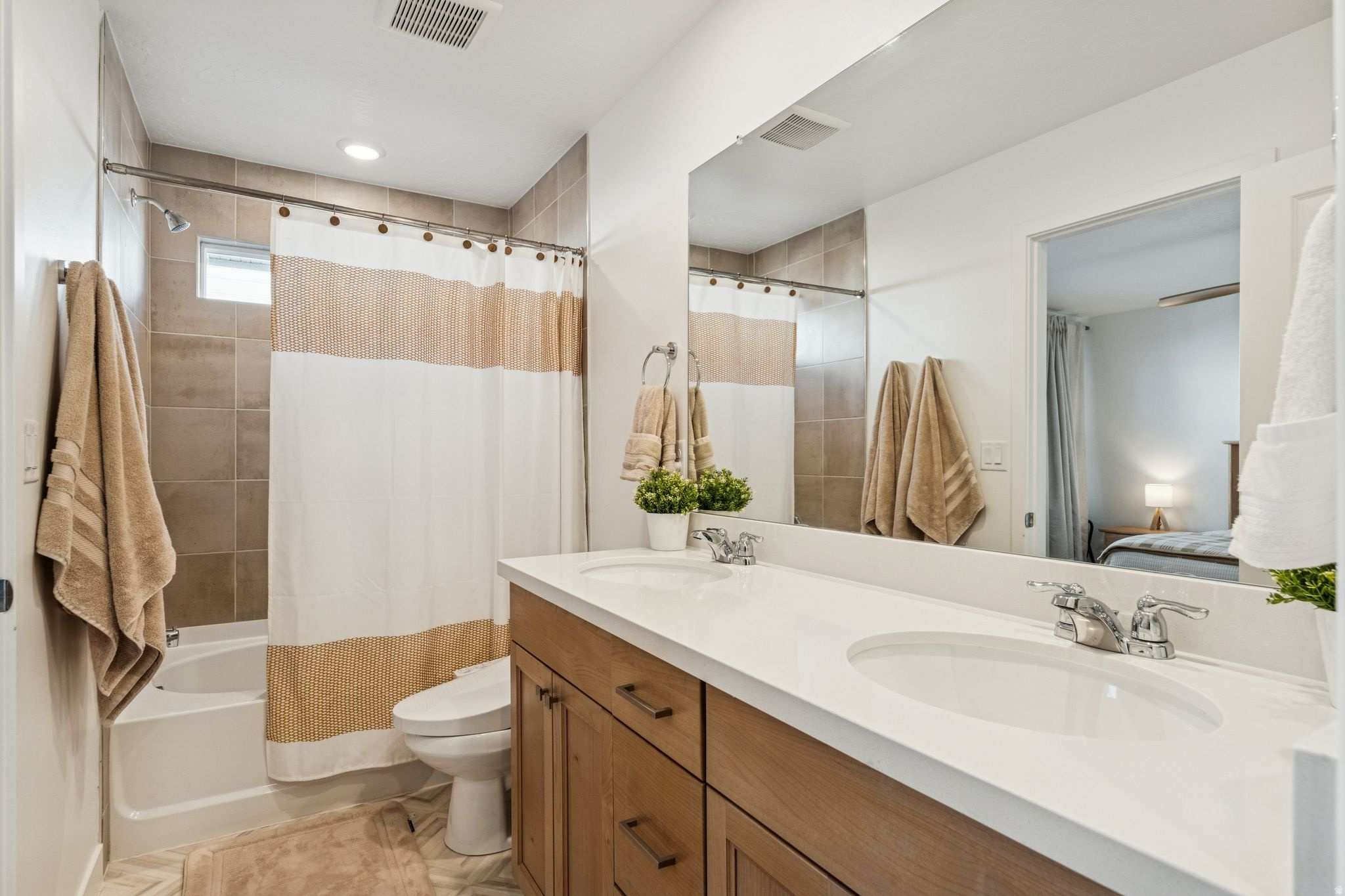 PARKSIDE - Residential