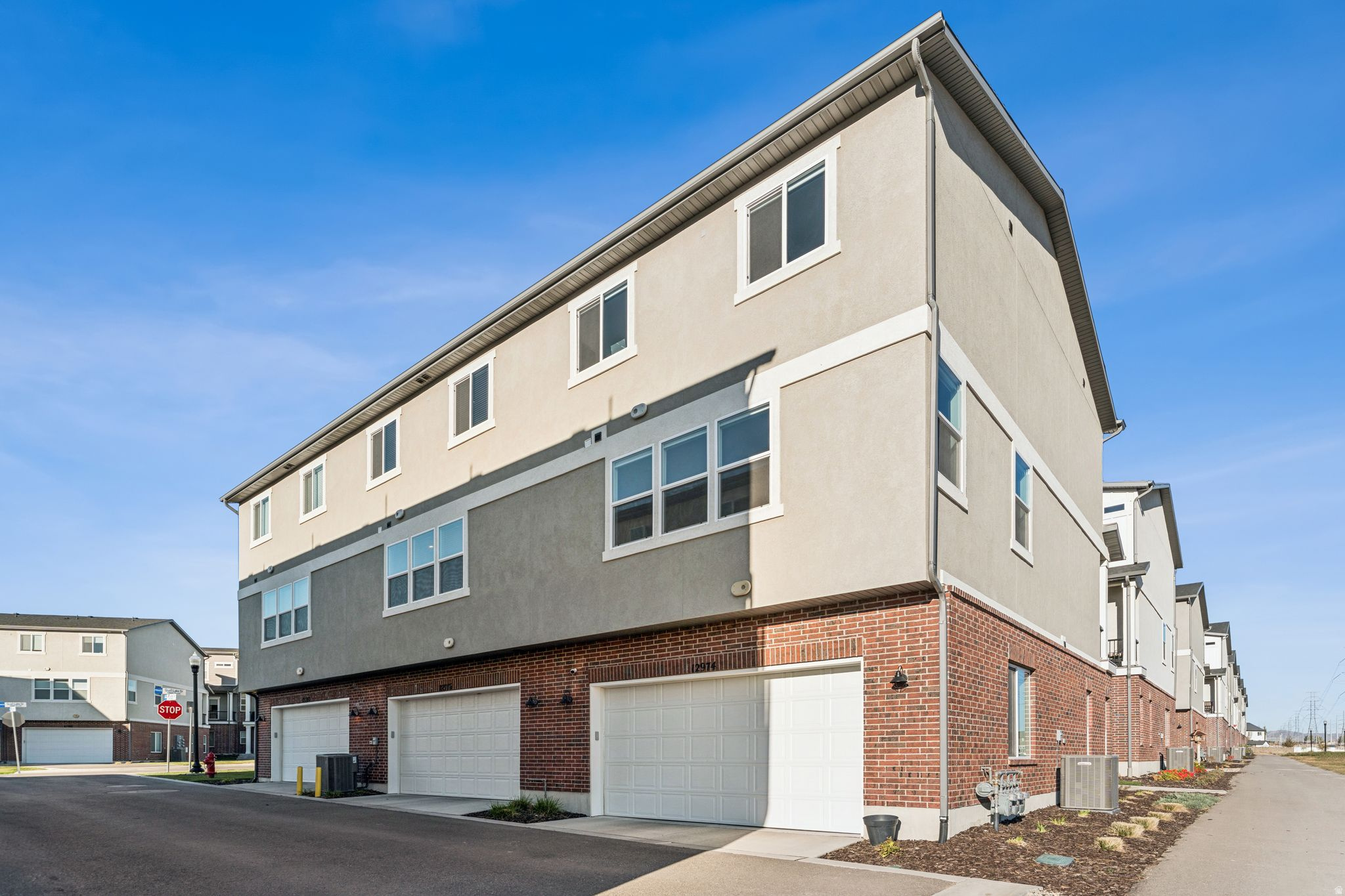 PARKSIDE - Residential