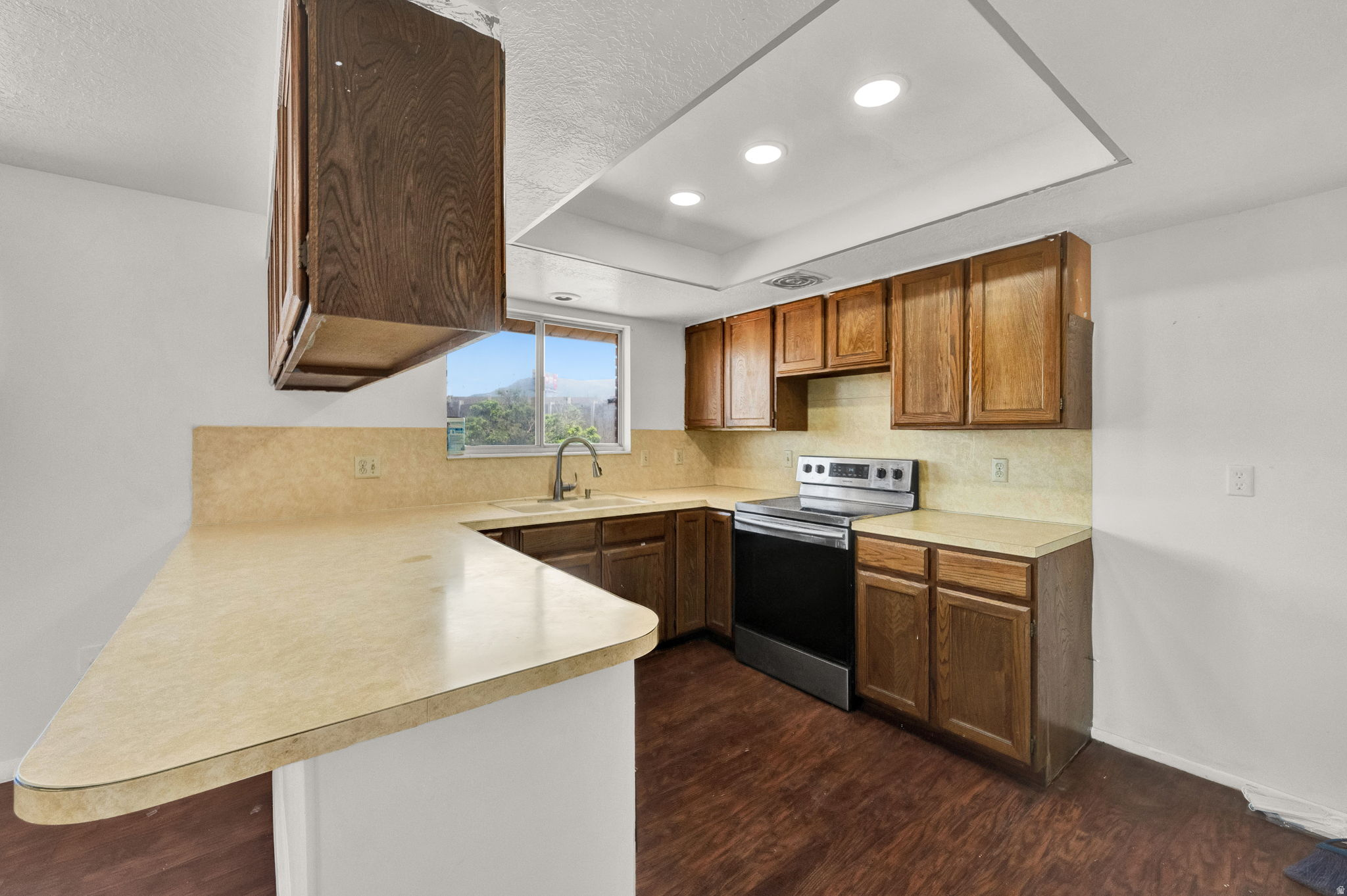 VALHALLA ESTATES - Residential