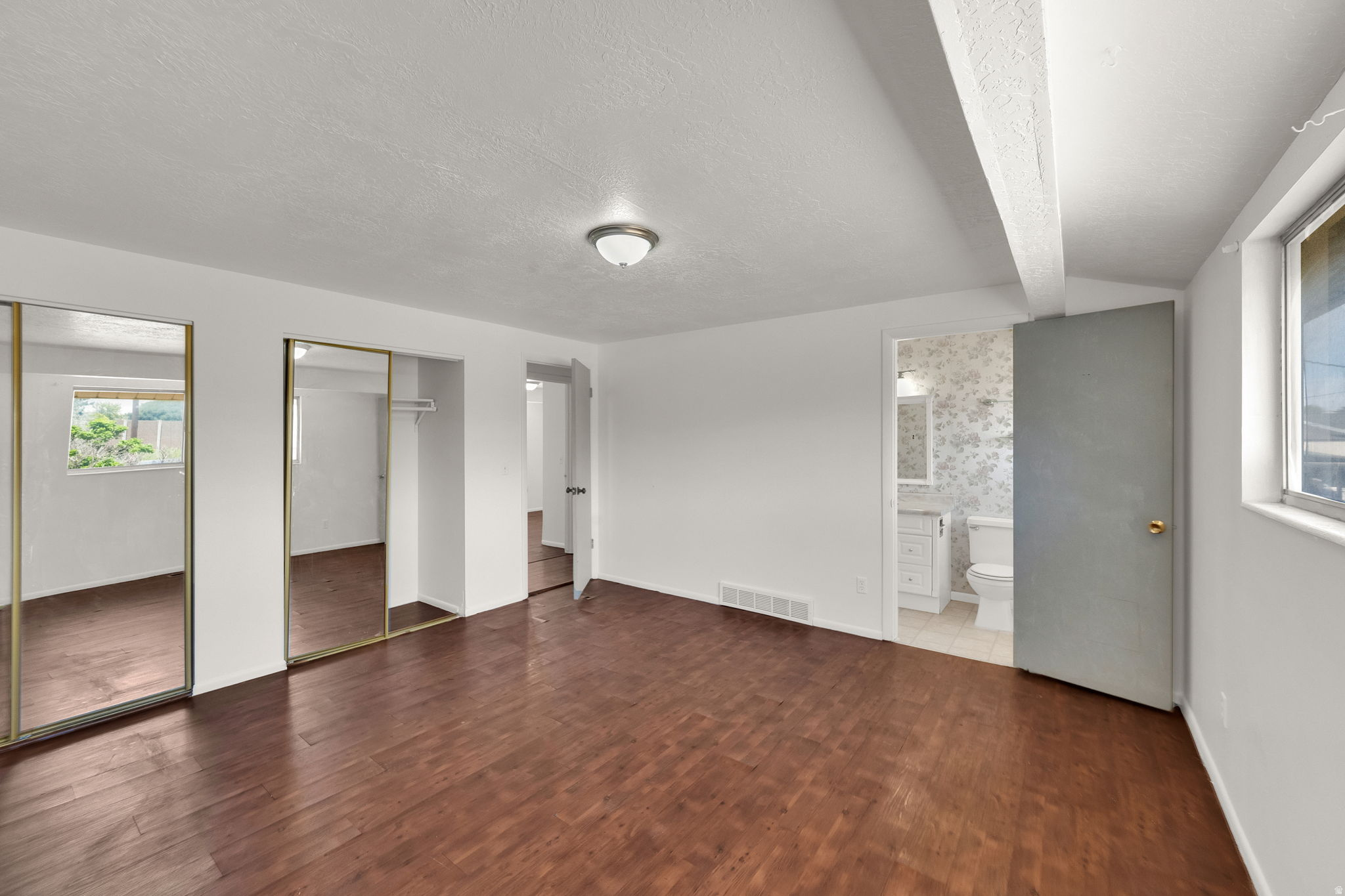 VALHALLA ESTATES - Residential