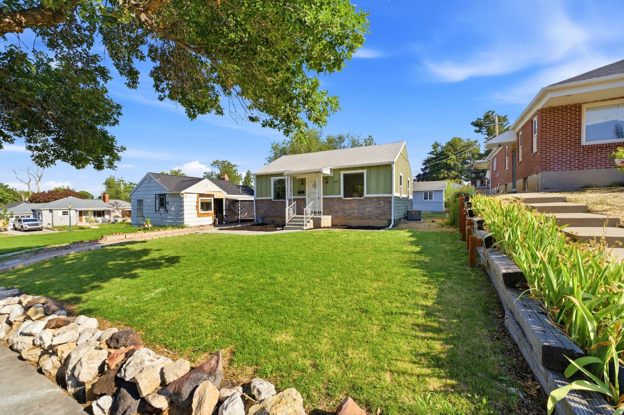 HIGHLAND PARK - Residential