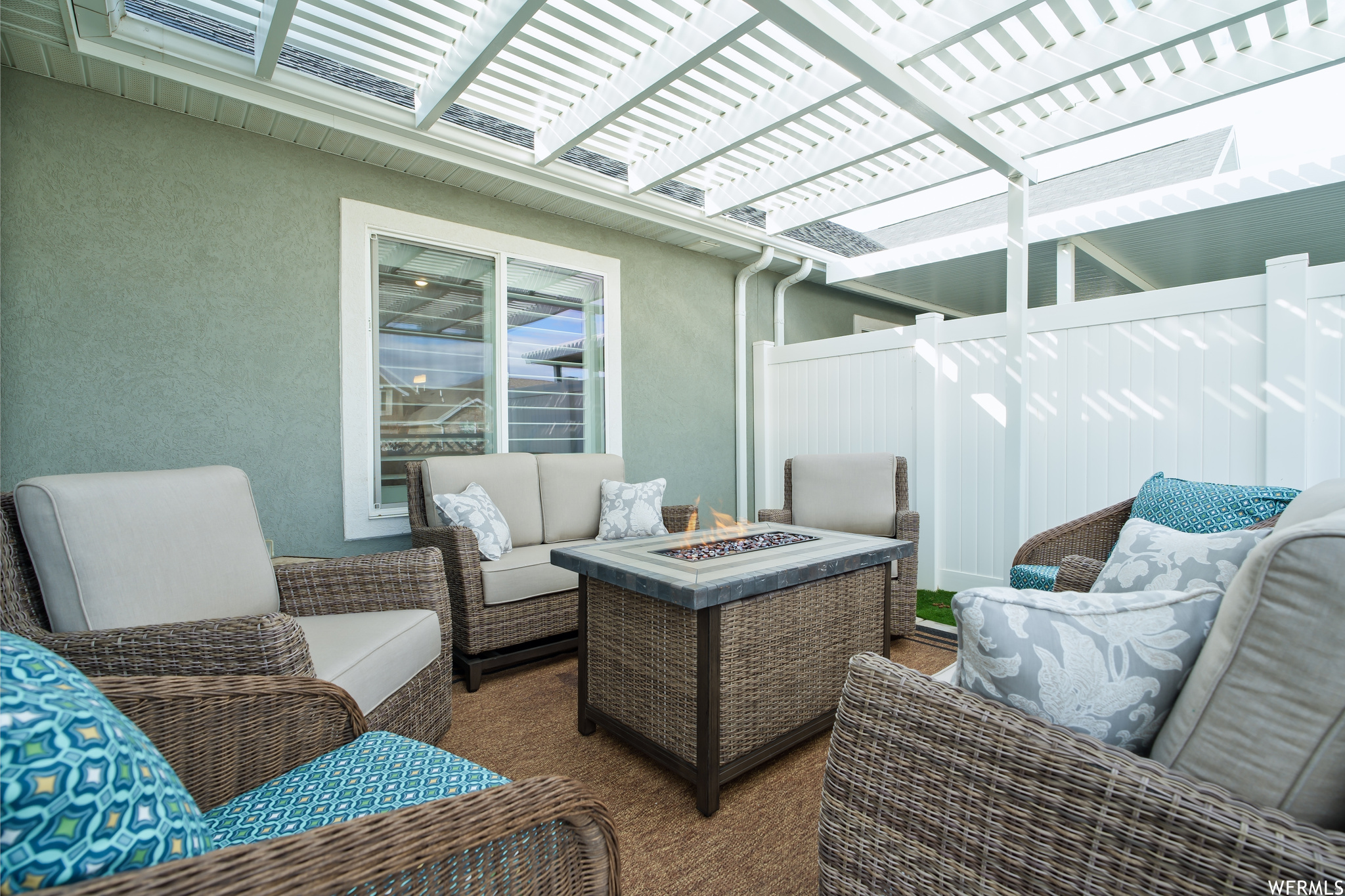 THE VILLAS @ LEGACY - Residential