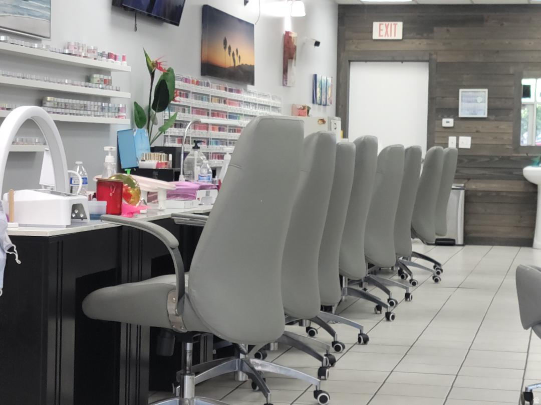 LIVINGSTON RETAIL PROPERTY - Commercial Sale