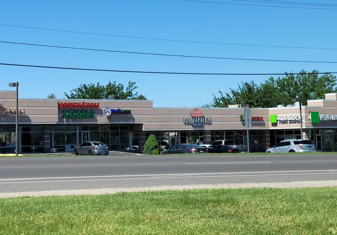 LIVINGSTON RETAIL PROPERTY - Commercial Sale
