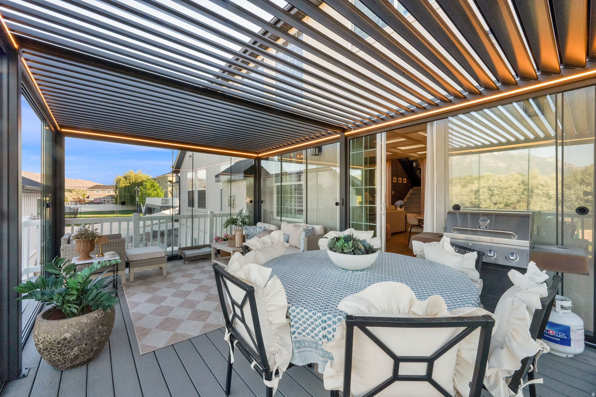 STERLING RIVER - Residential