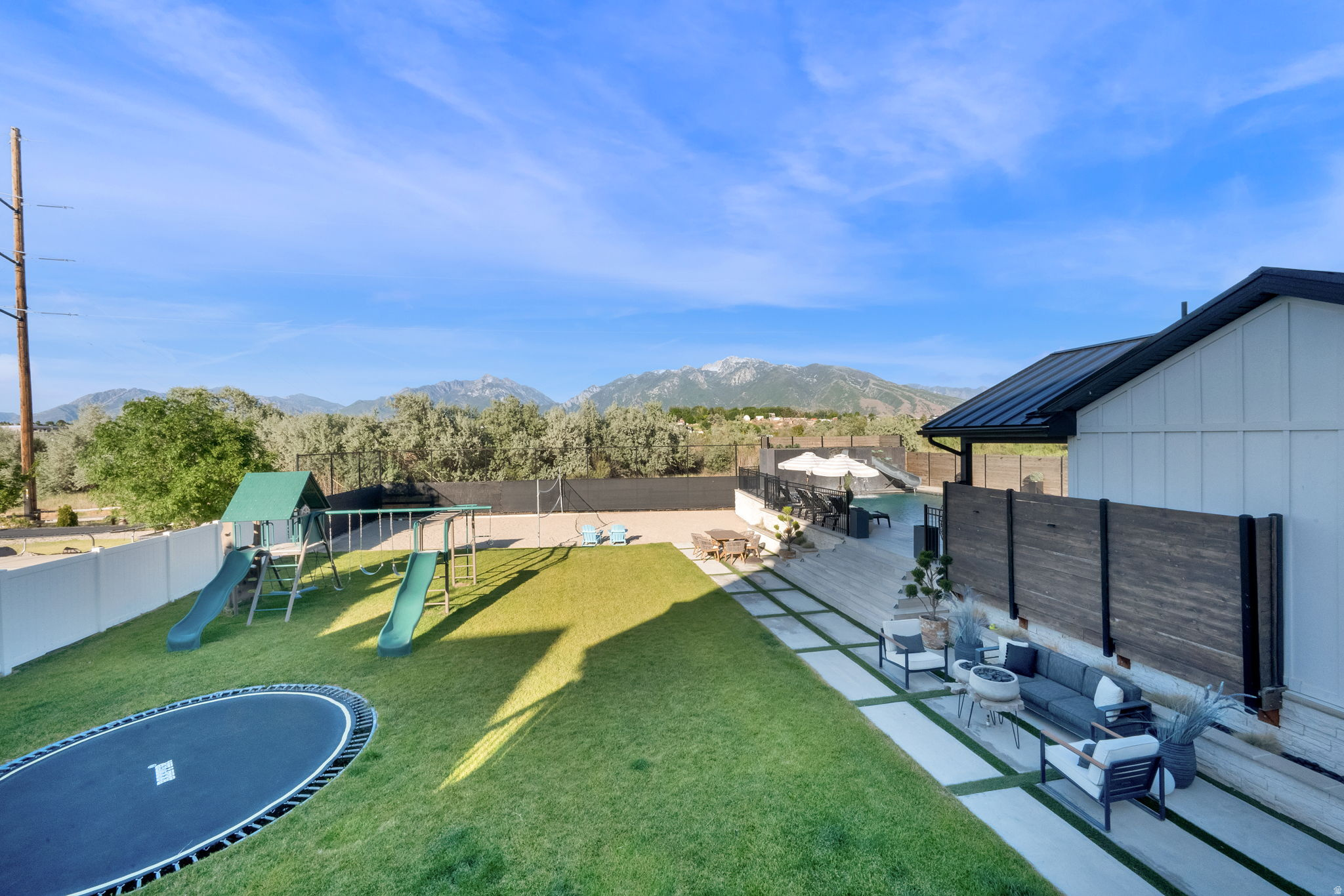 STERLING RIVER - Residential