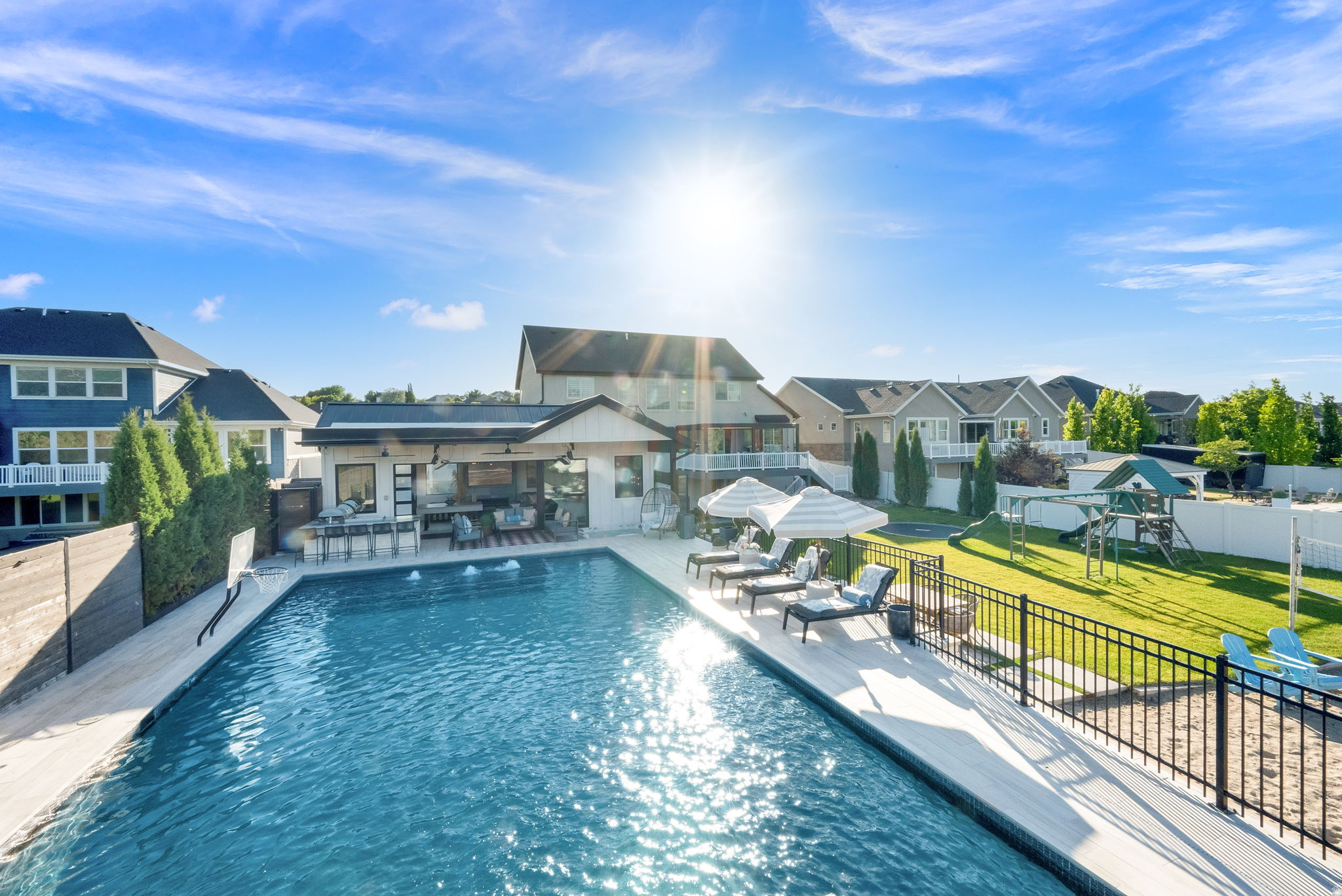 STERLING RIVER - Residential
