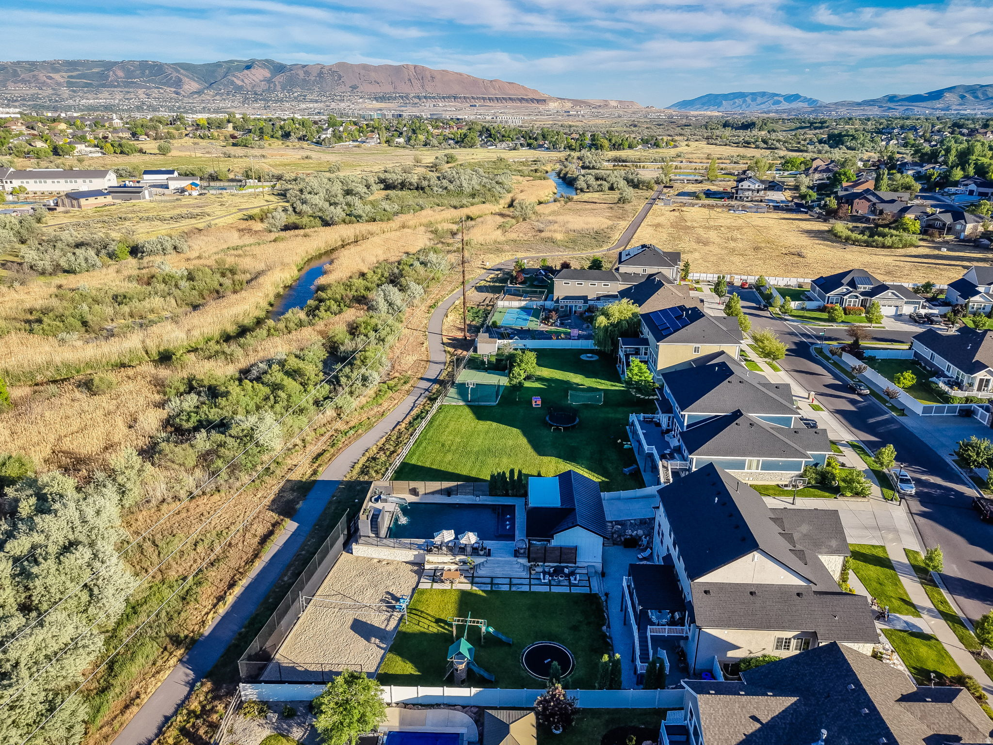 STERLING RIVER - Residential