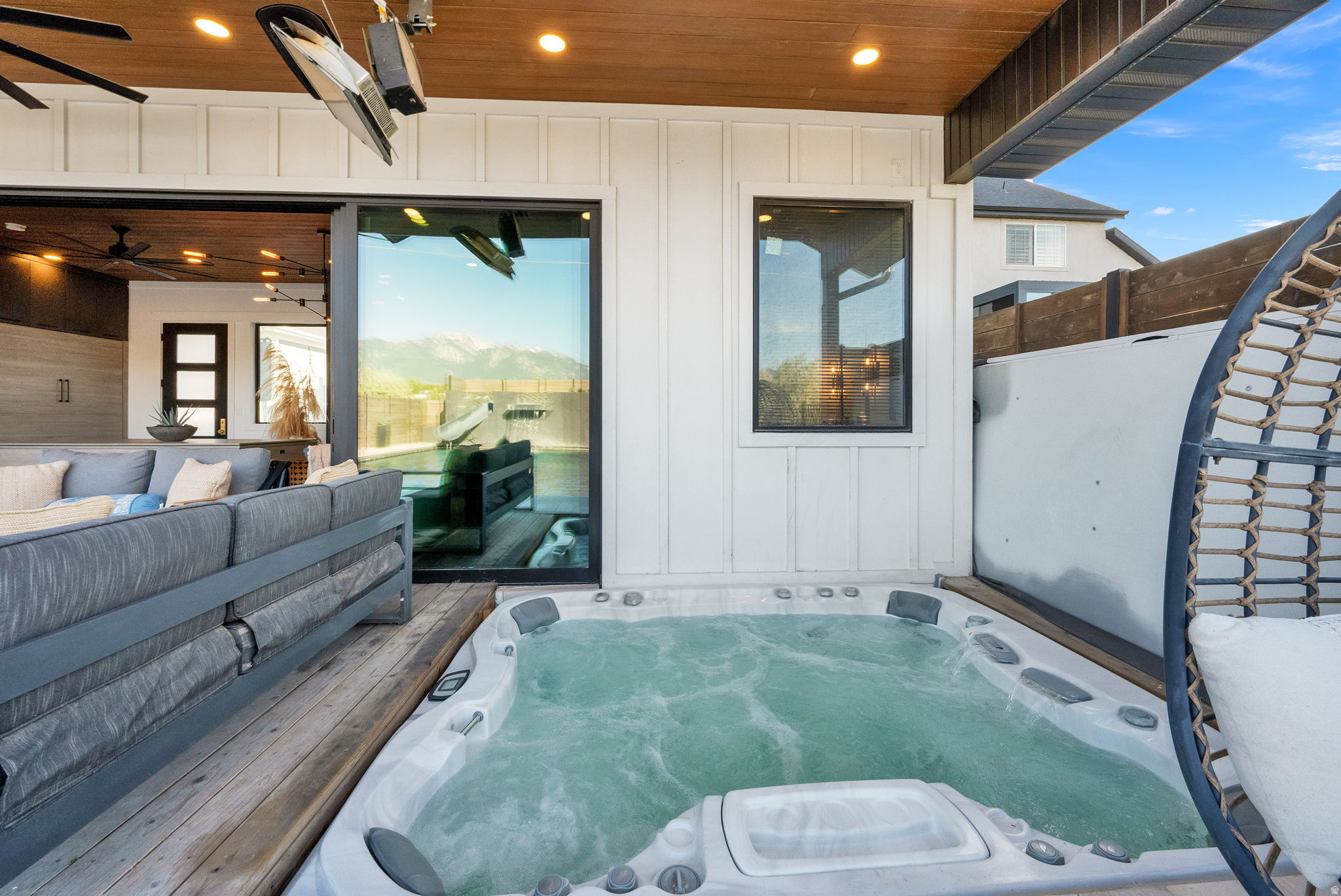 STERLING RIVER - Residential