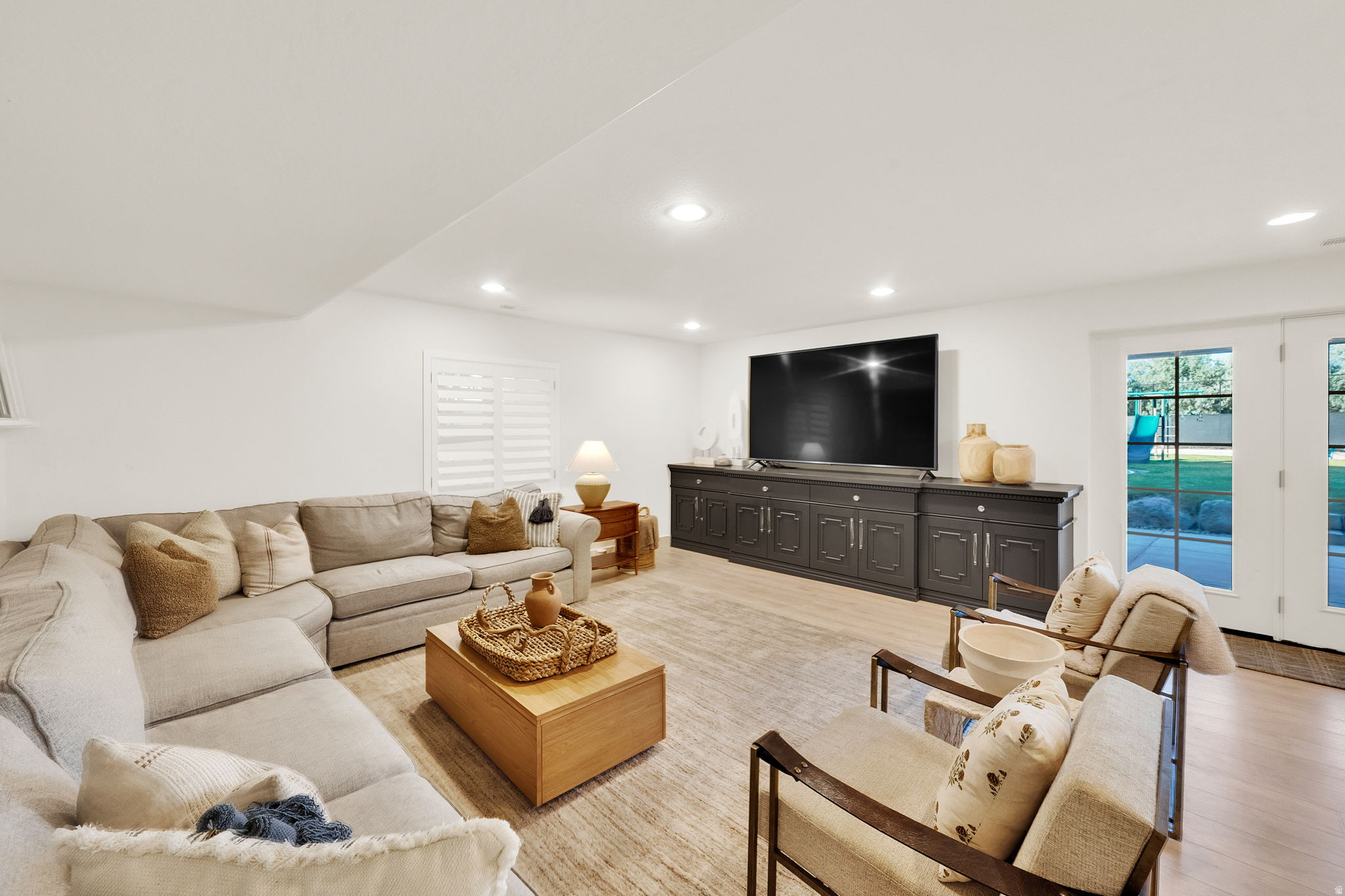 STERLING RIVER - Residential
