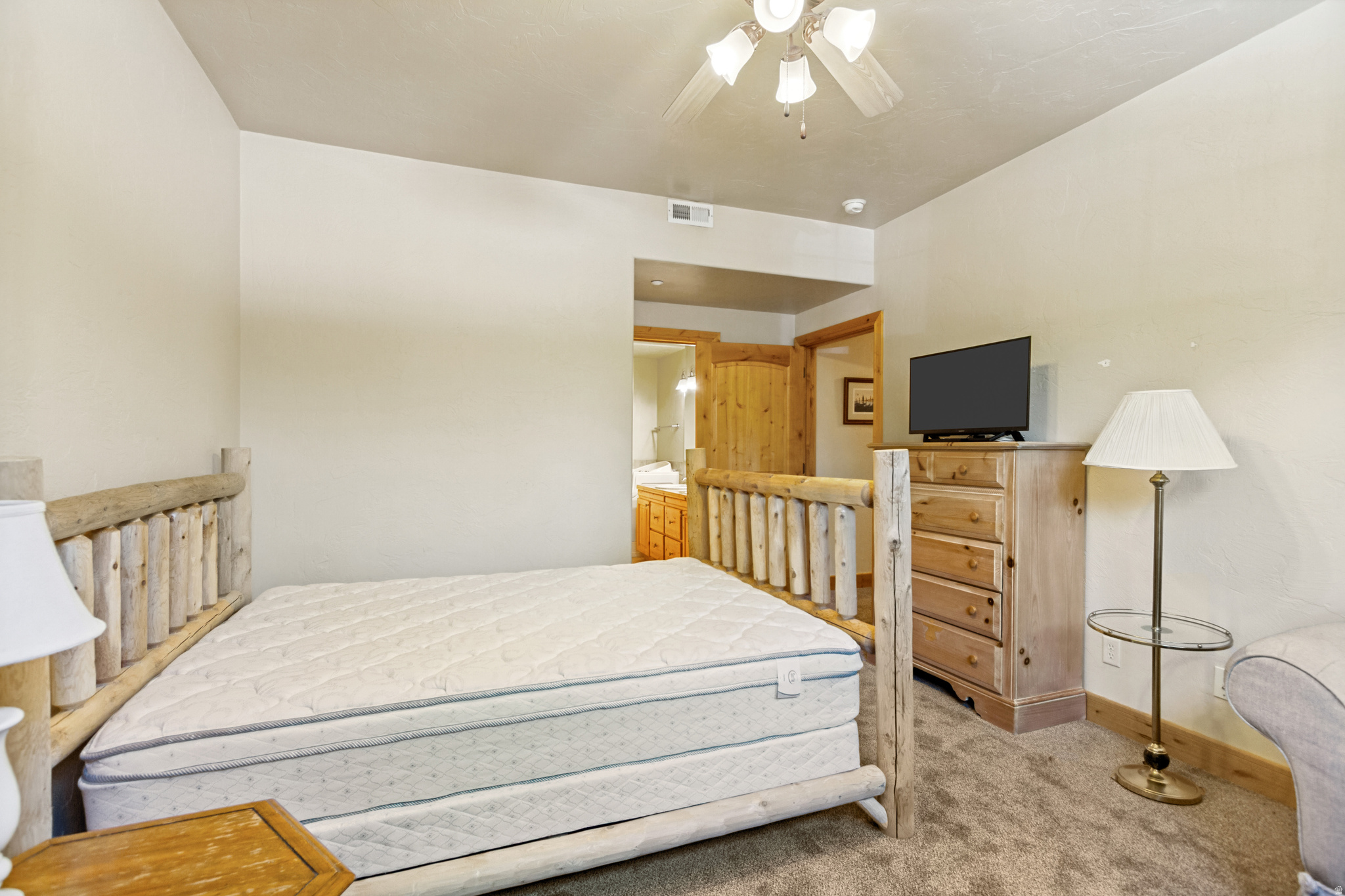 REDSTONE VILLAGE CONDOMINIUM - Residential