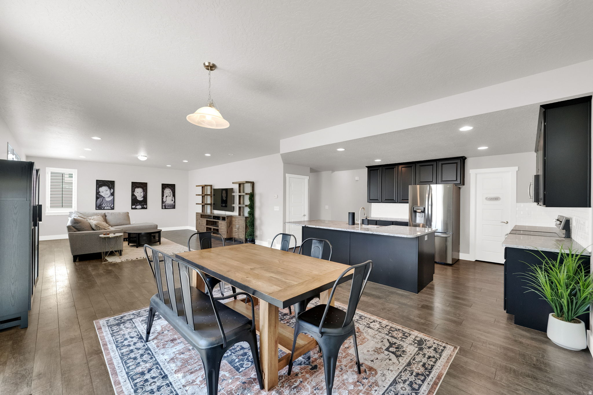 MEADOWS - Residential