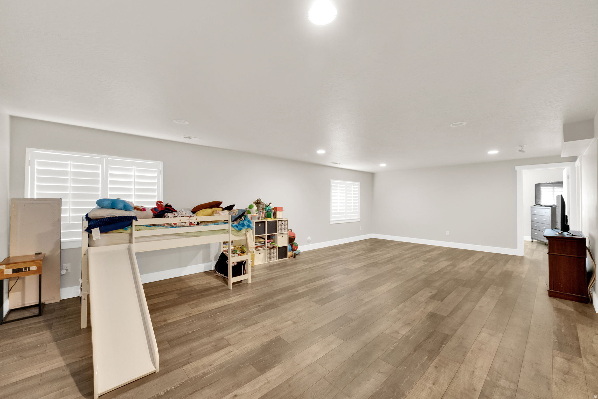 MEADOWS - Residential