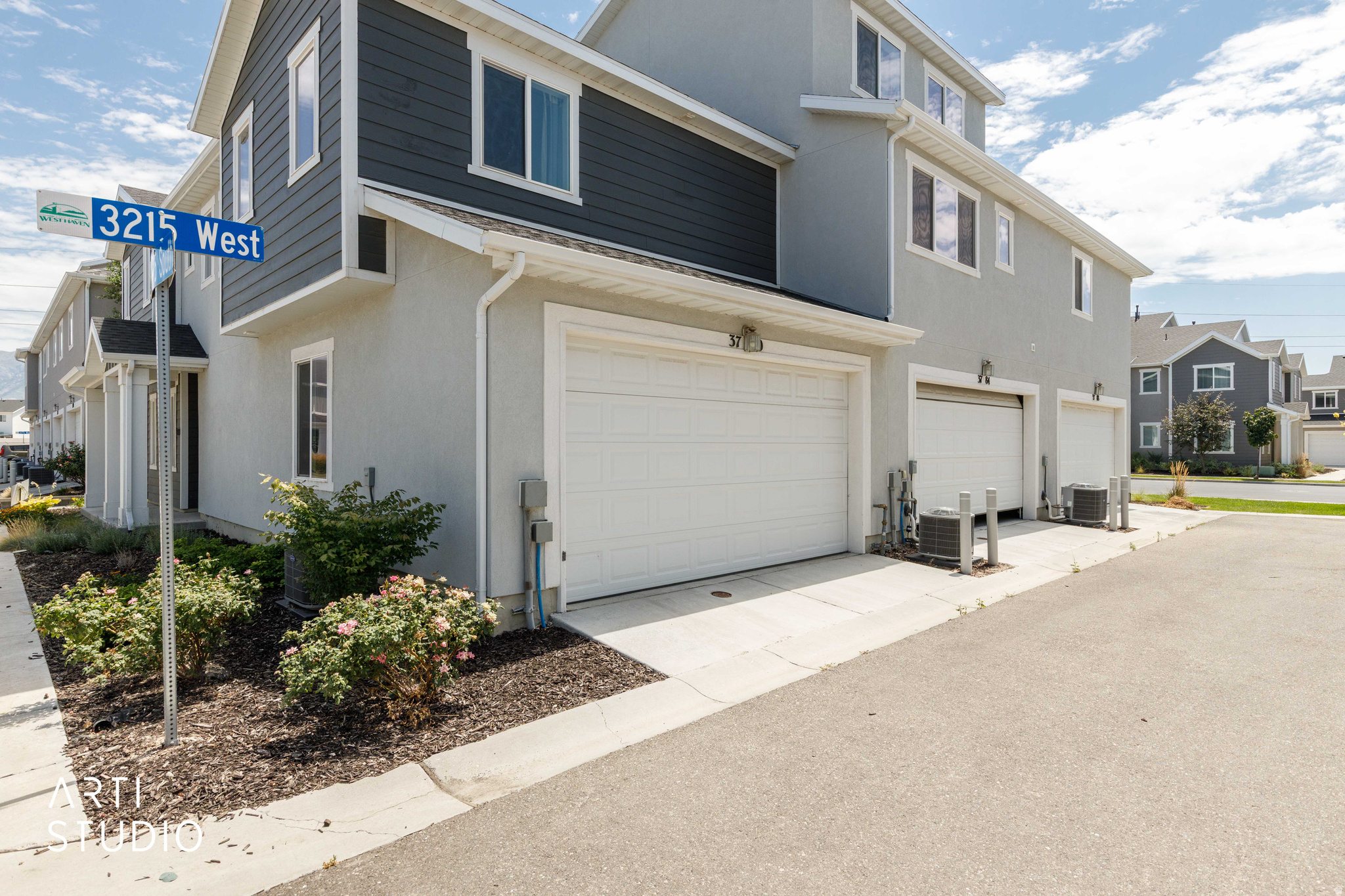 SALT POINT - Residential