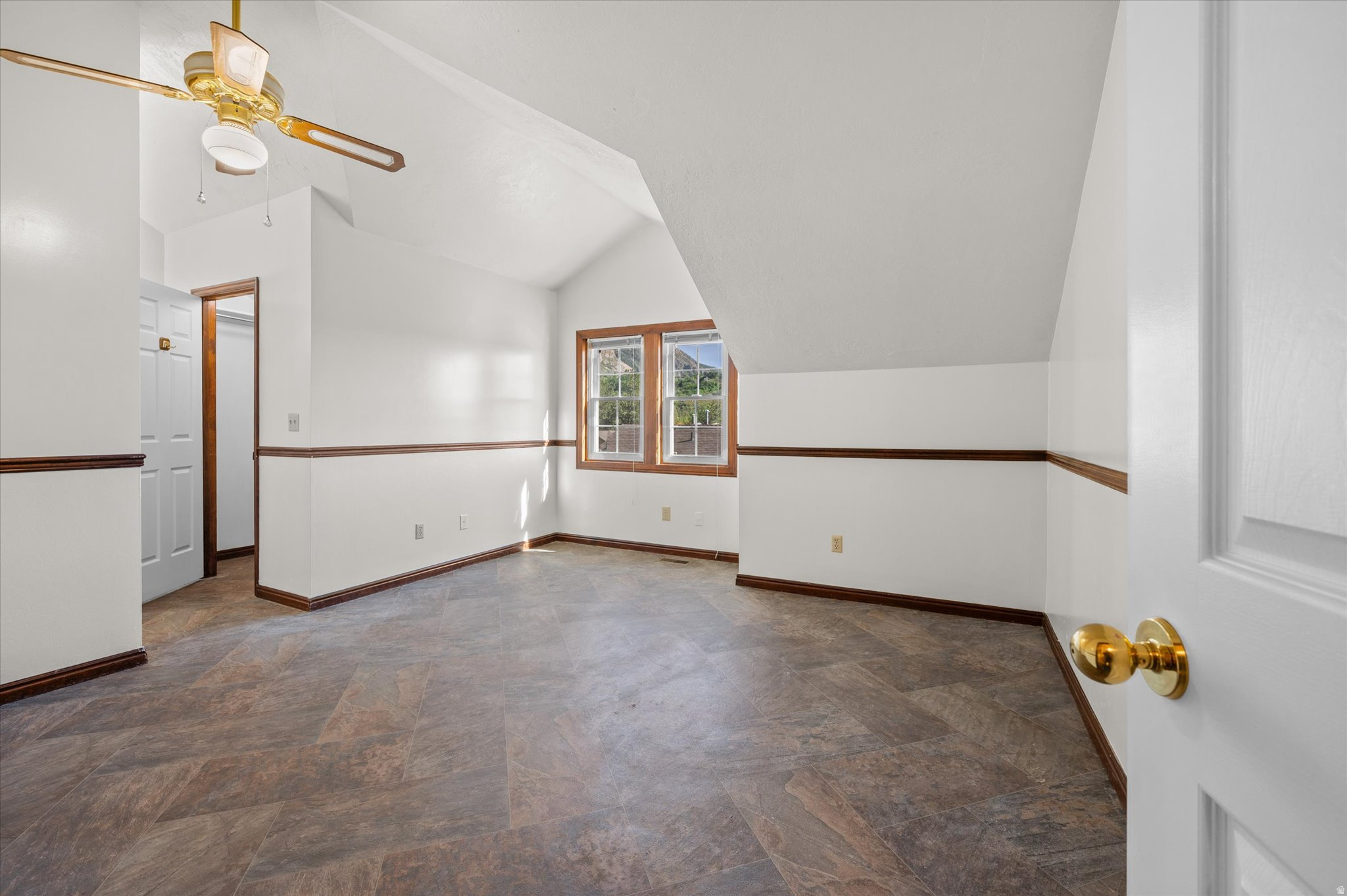 CANYON TERRACE - Residential