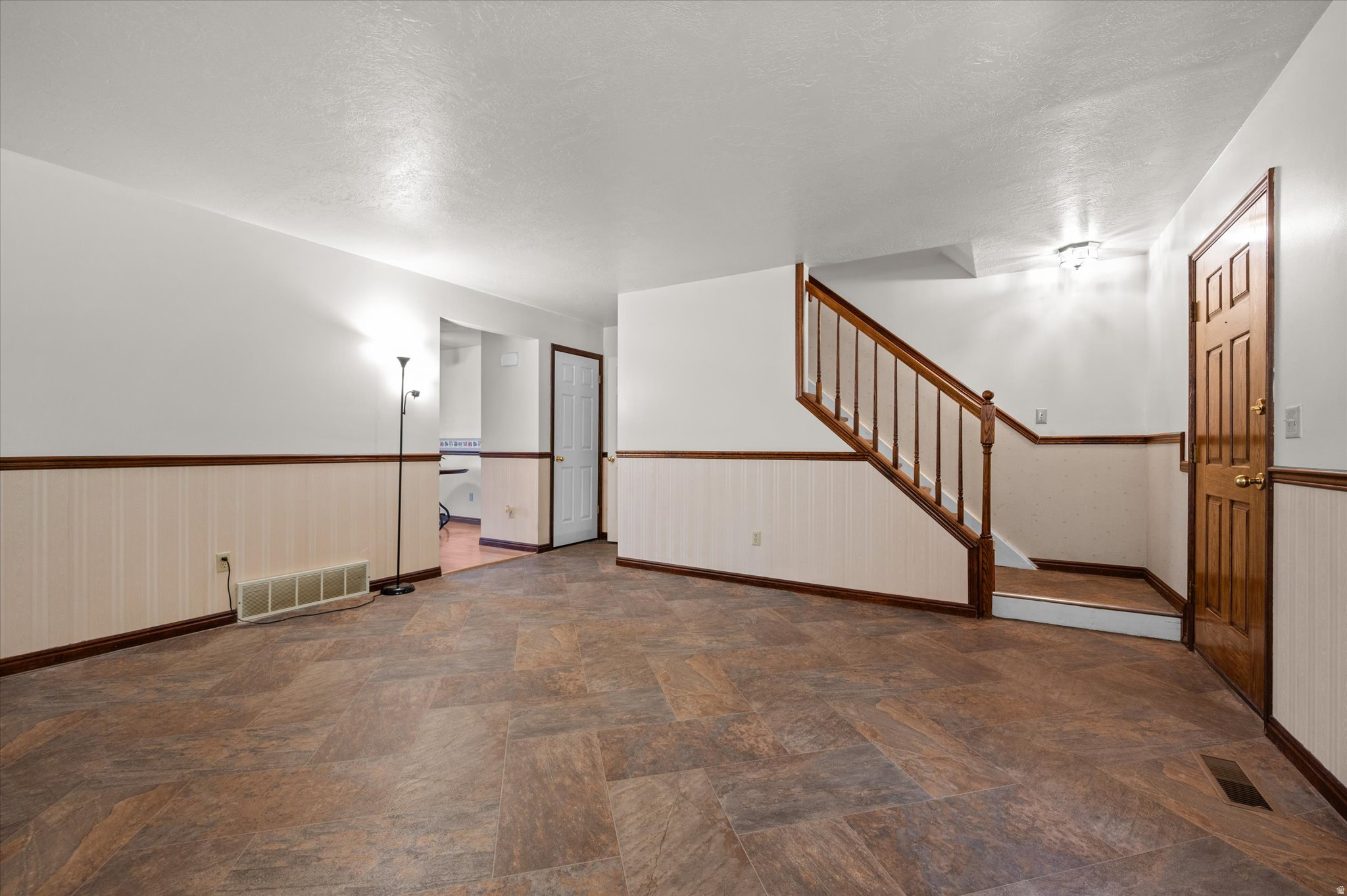 CANYON TERRACE - Residential