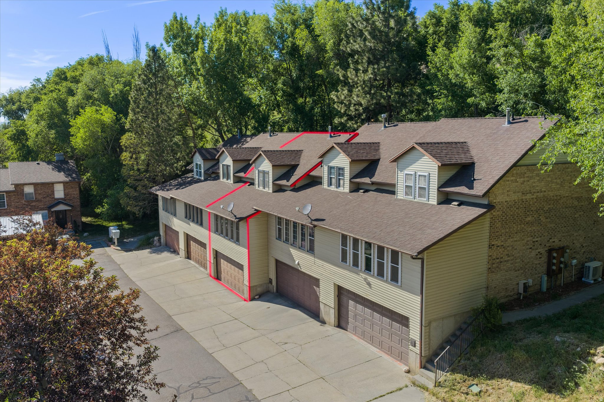 CANYON TERRACE - Residential