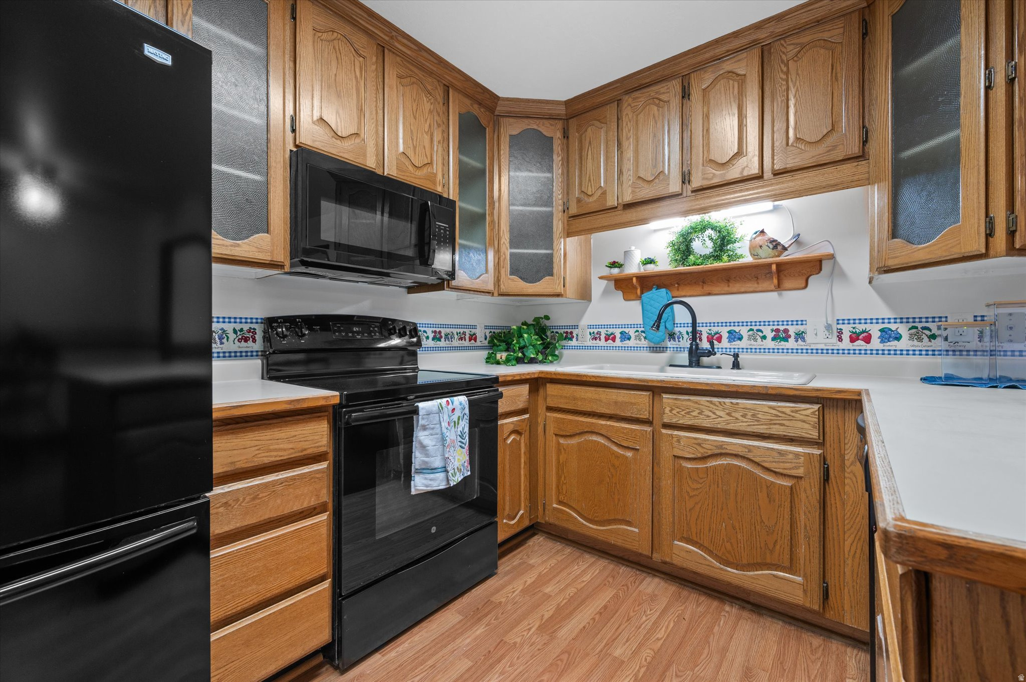 CANYON TERRACE - Residential