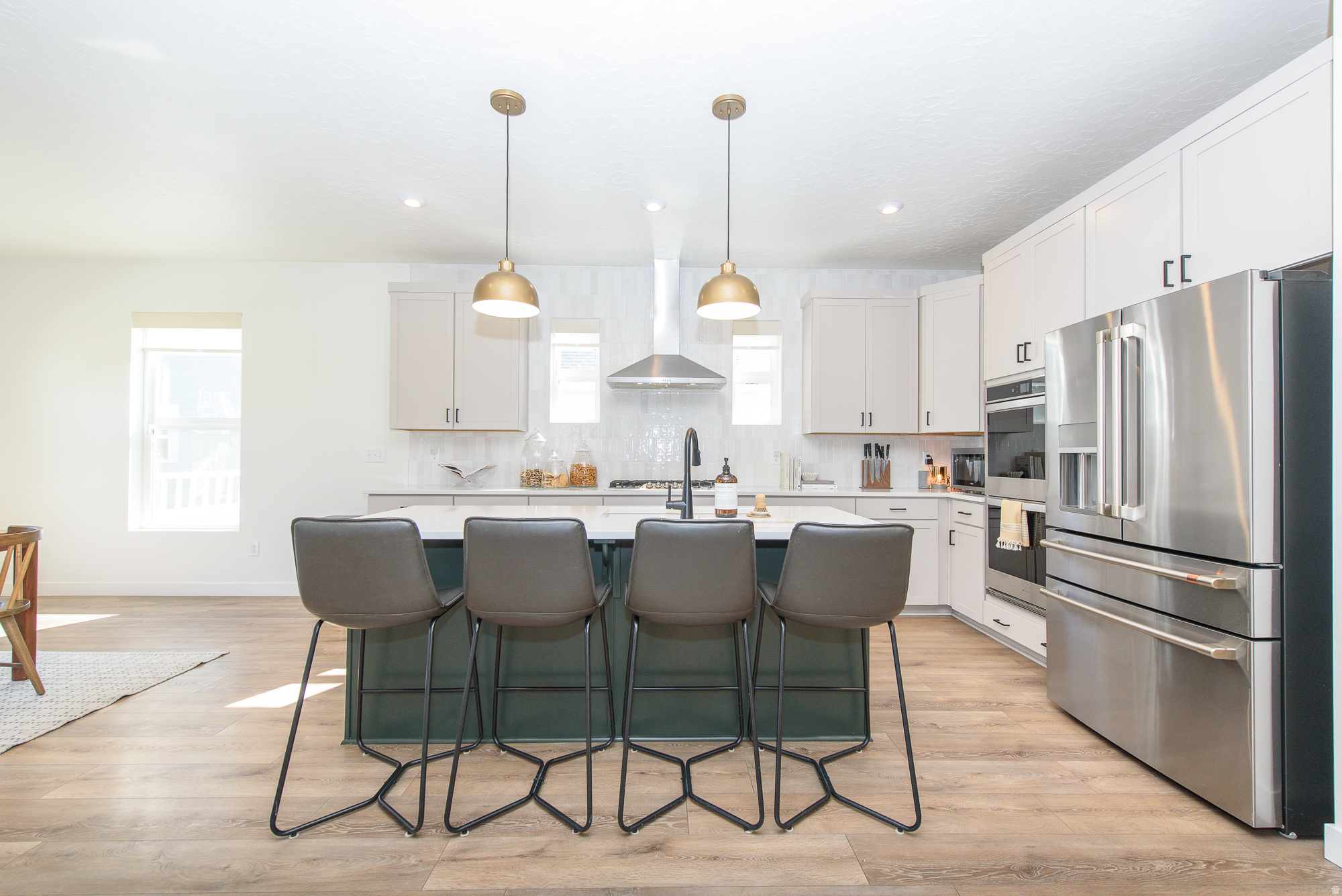 DAYBREAK - Residential