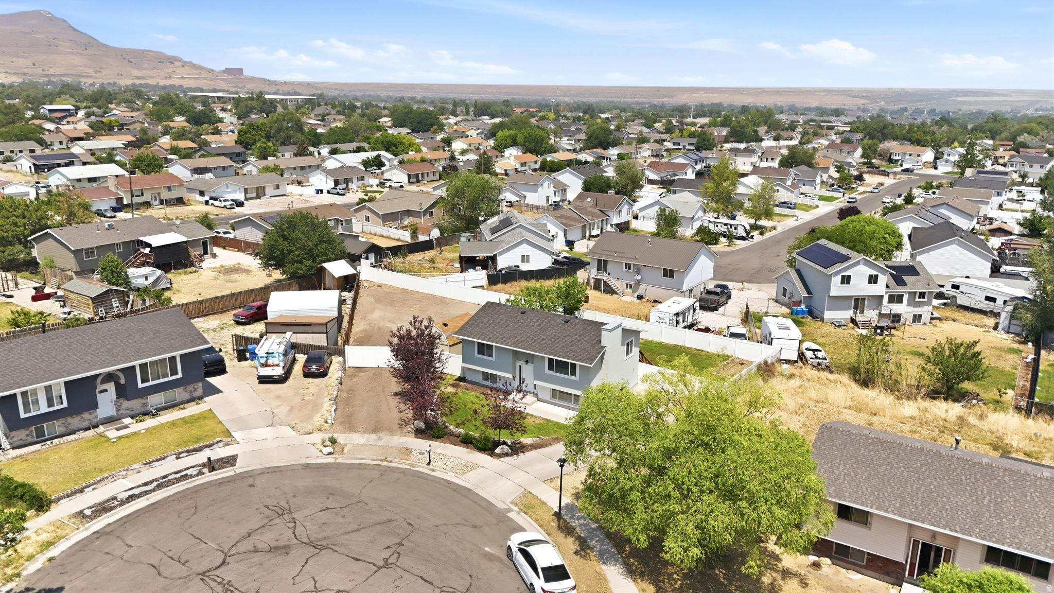 BONNEVILLE ACRES - Residential