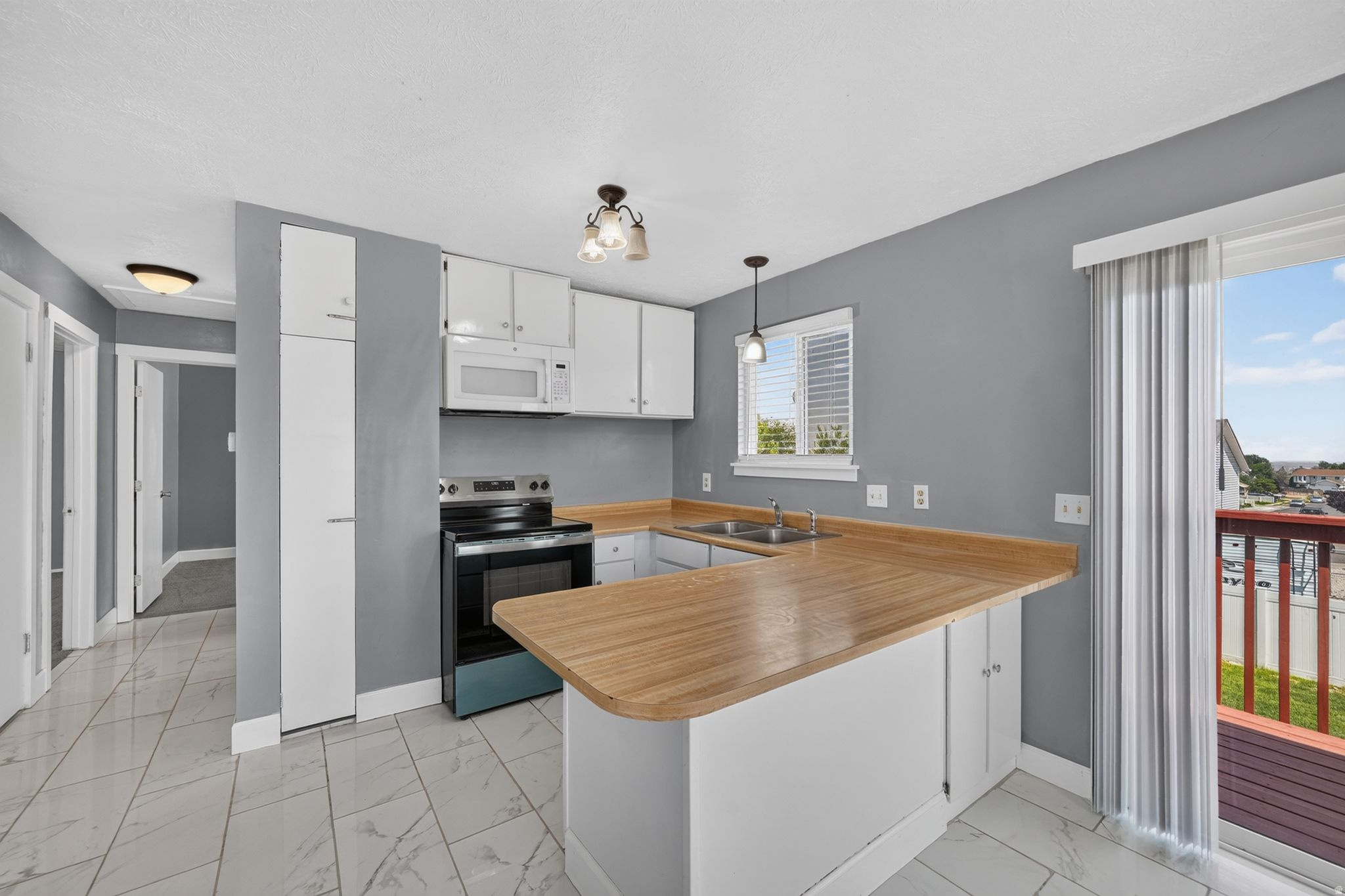 BONNEVILLE ACRES - Residential