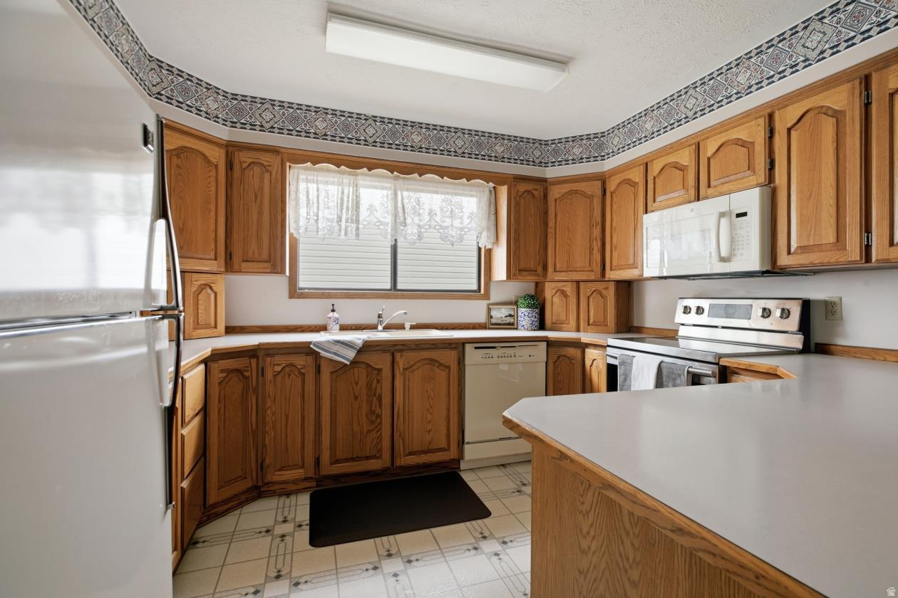 LARSON SUB - Residential