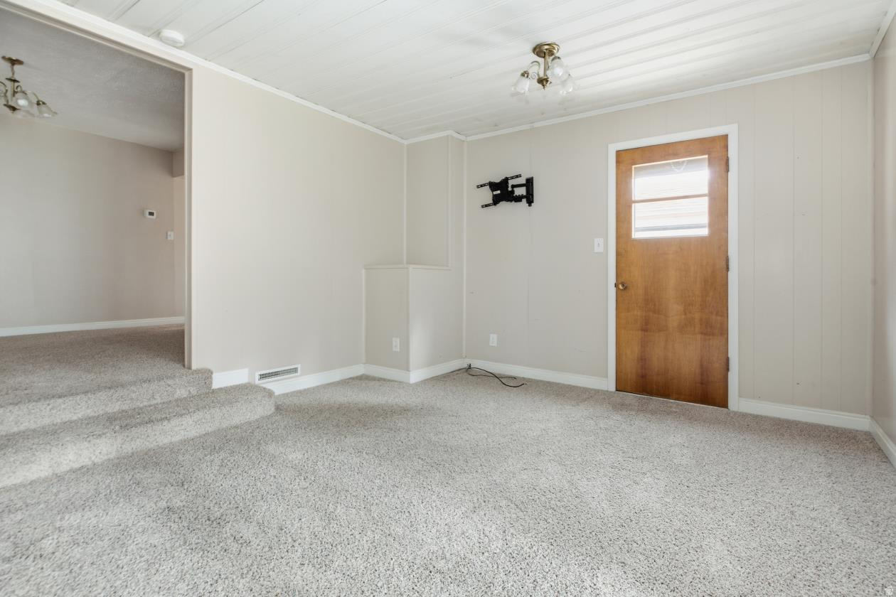 LARSON SUB - Residential