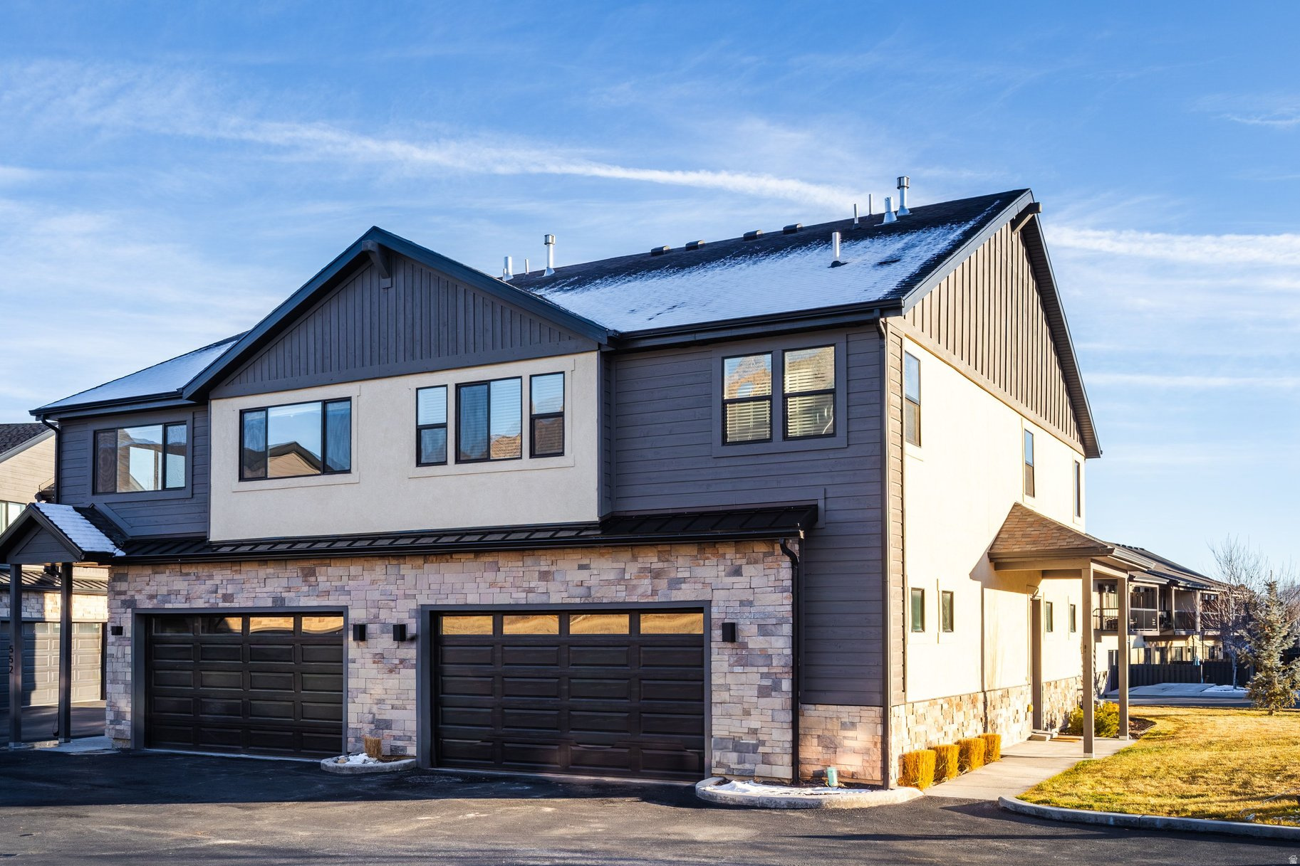 LODGES @ SNAKE CREEK - Residential