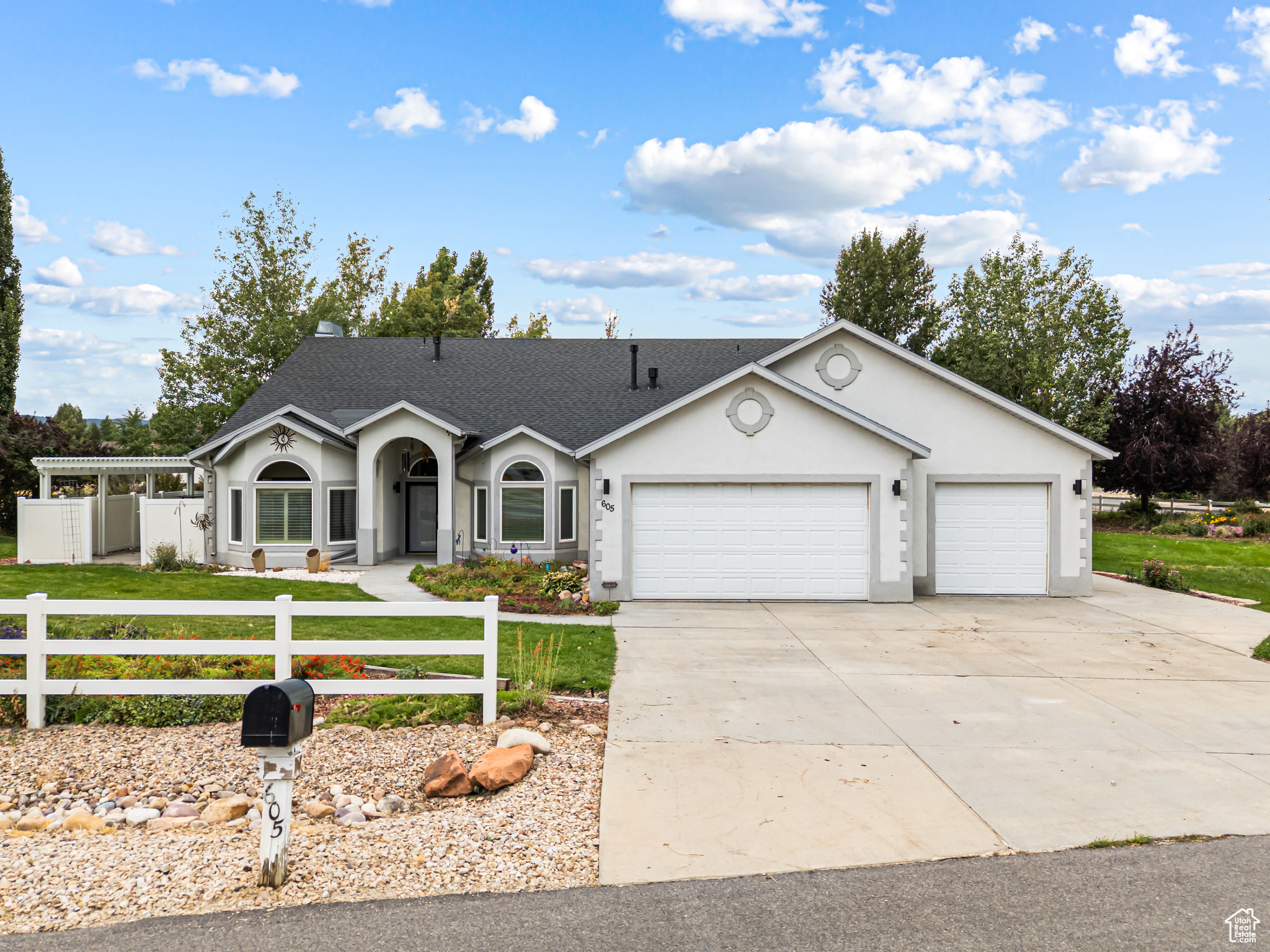 WILD WILLOW - Residential