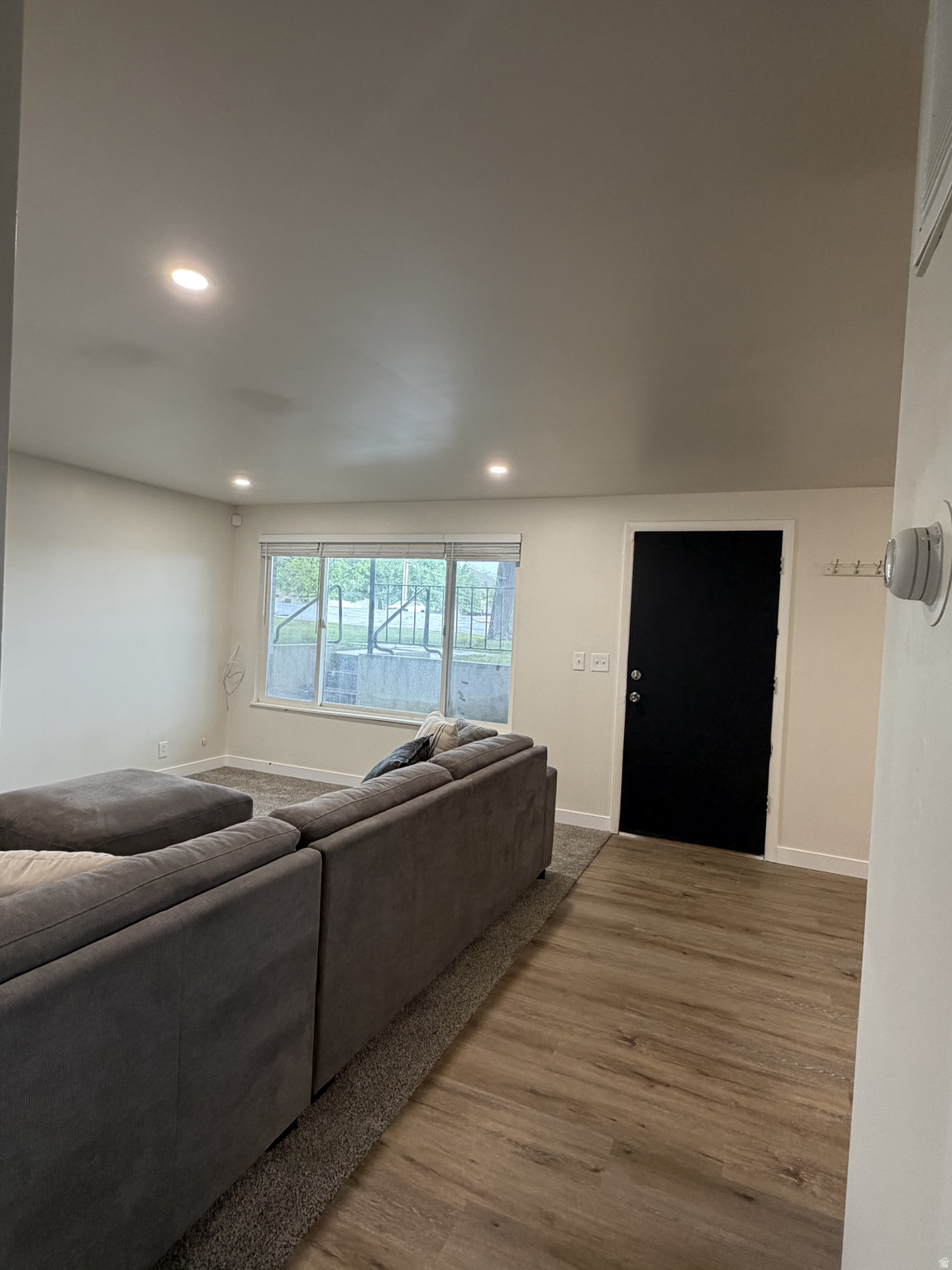 RADIUS CURVE - Residential Lease