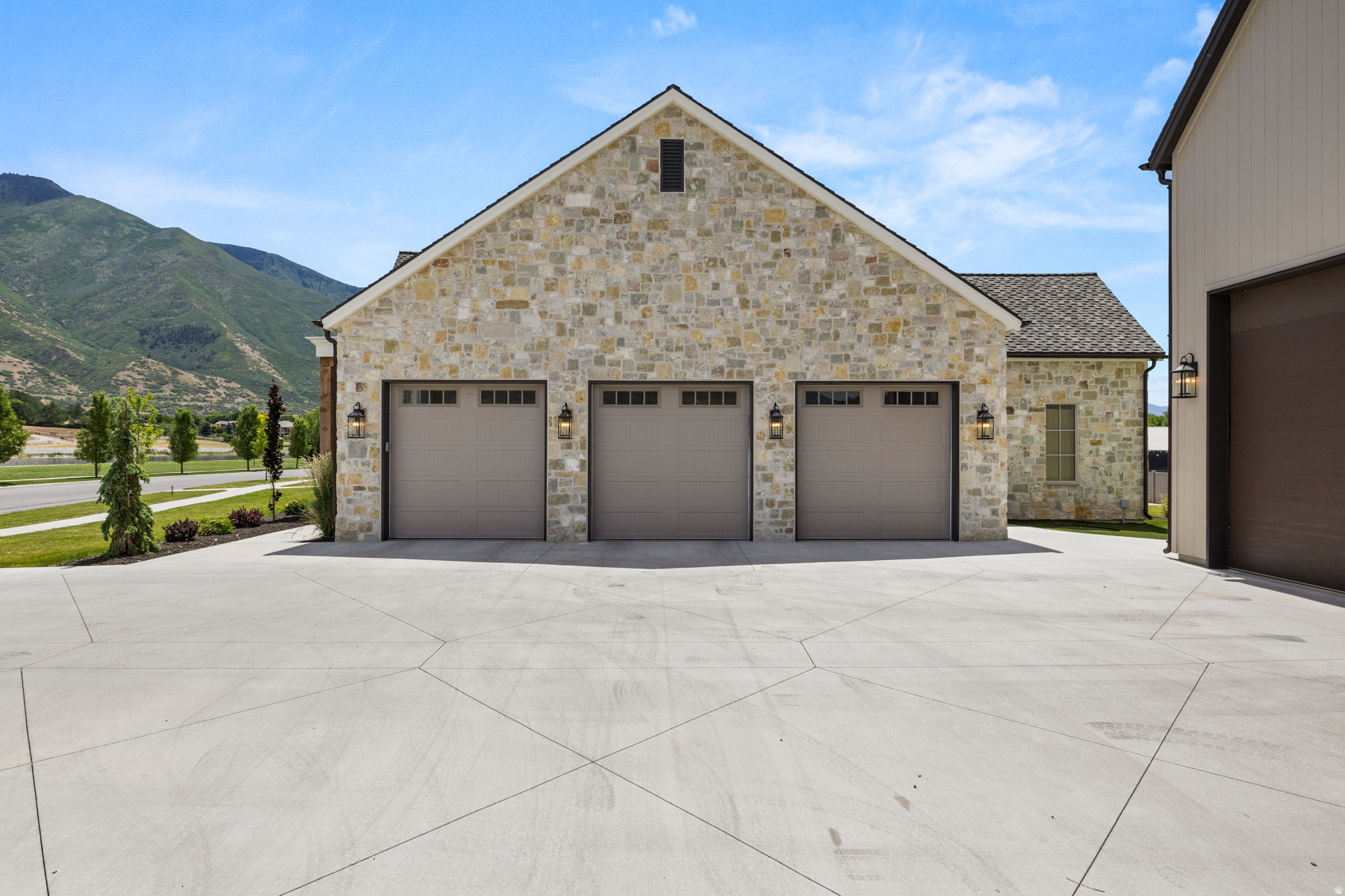 COPPERHEAD ESTATES - Residential