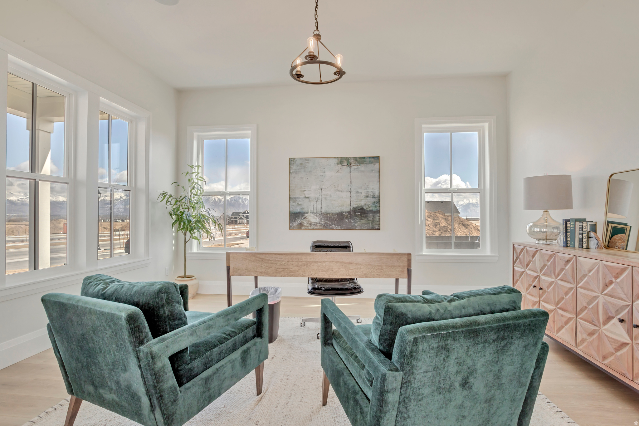 BEACON POINTE - Residential