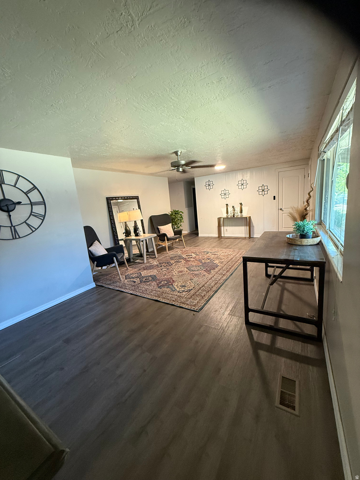 IMPERIAL HEIGHTS - Residential