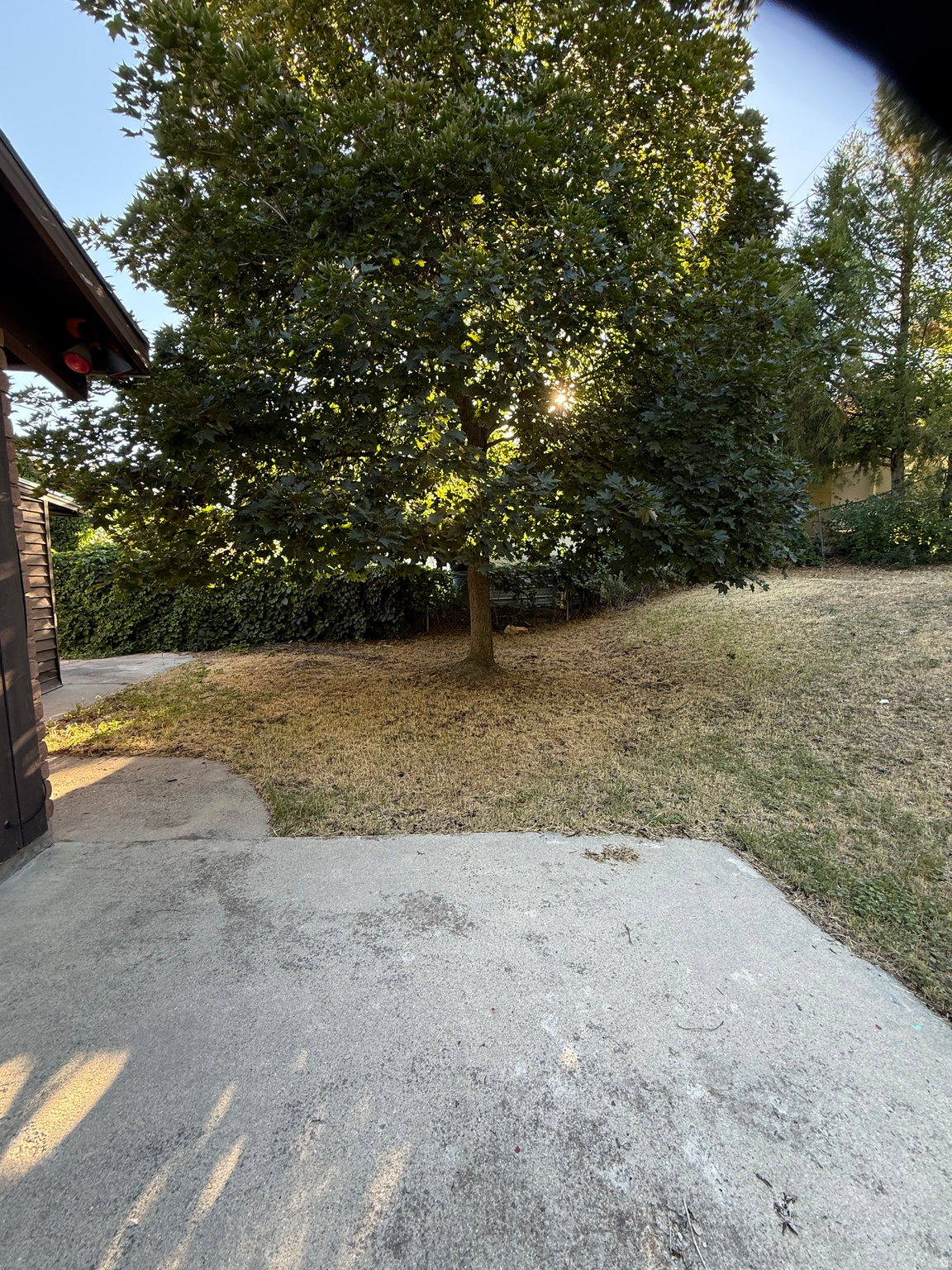 IMPERIAL HEIGHTS - Residential