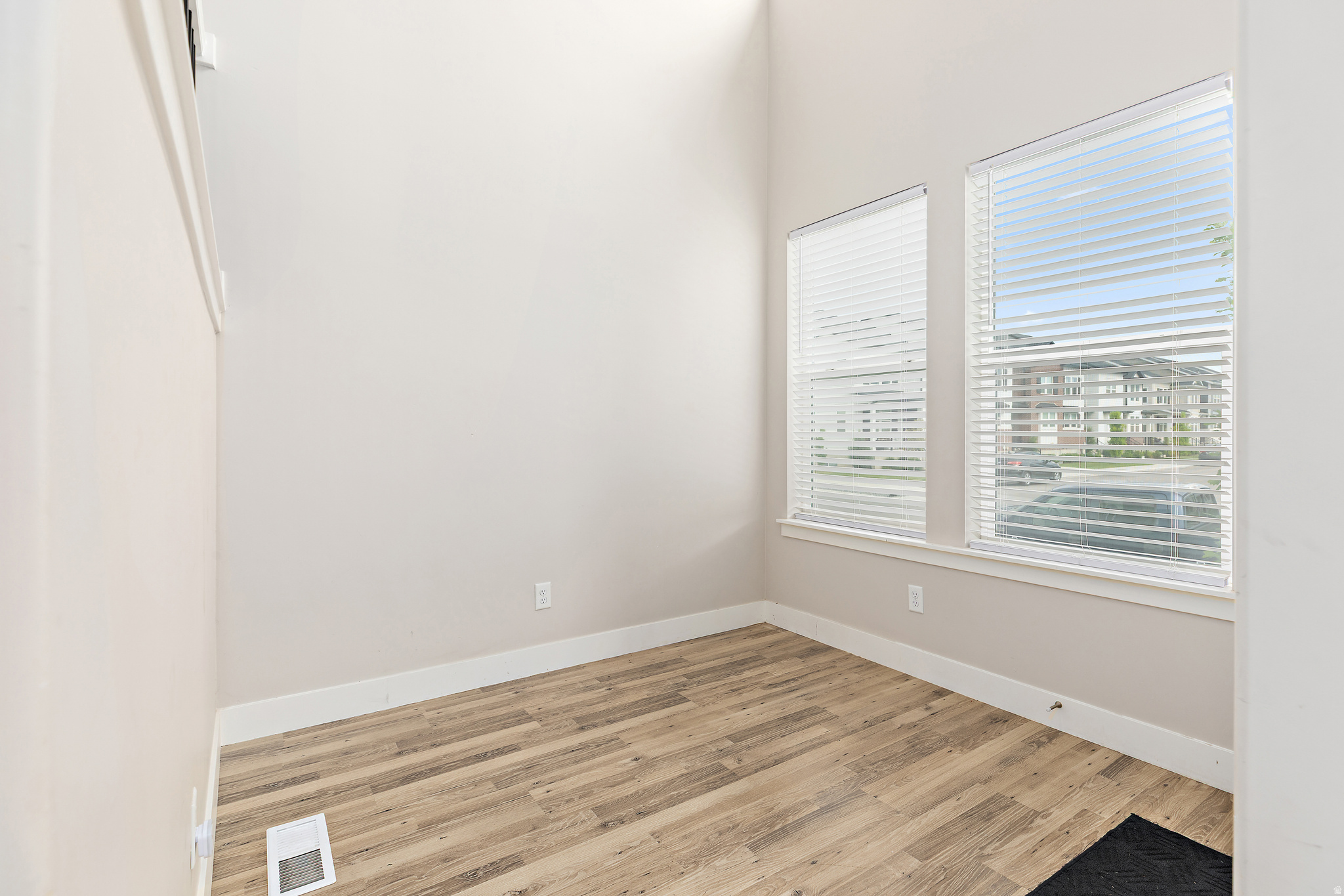 WILLOW POINT - Residential