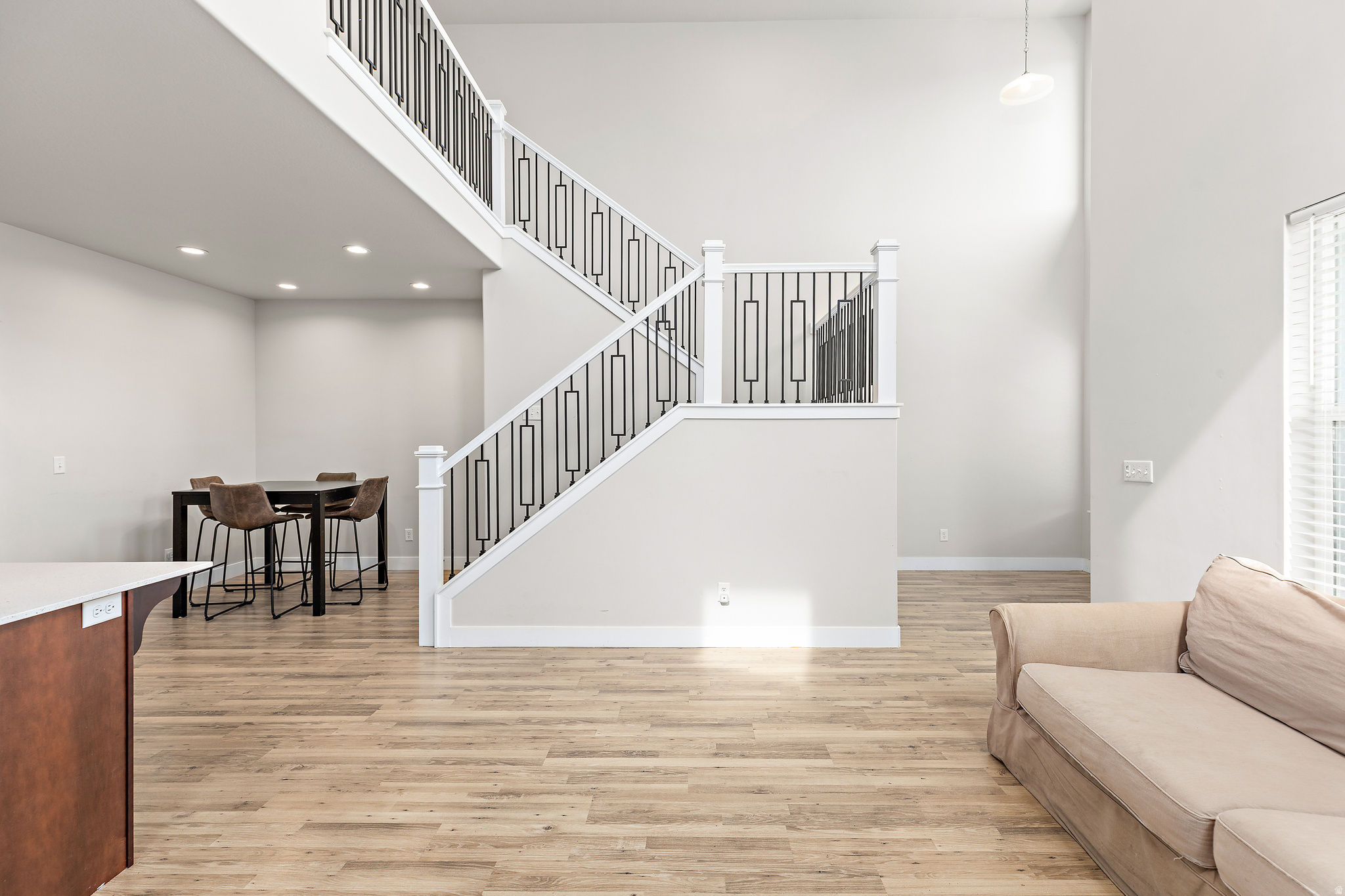 WILLOW POINT - Residential