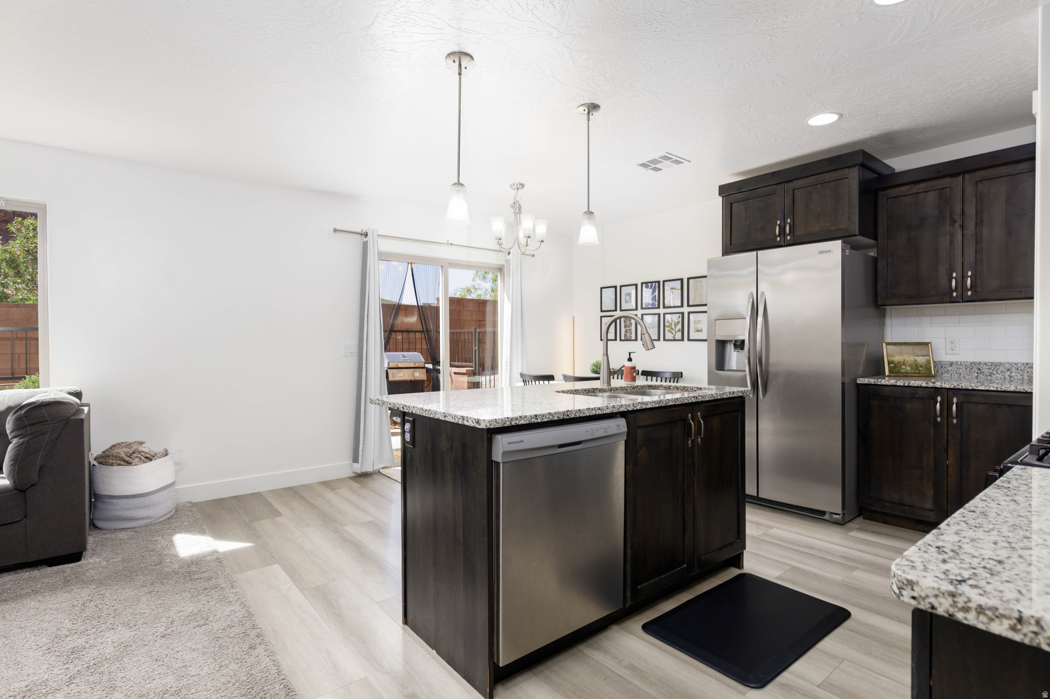 DESERT BLUFF AT DESERT CANYONS TOWNHOMES - Residential
