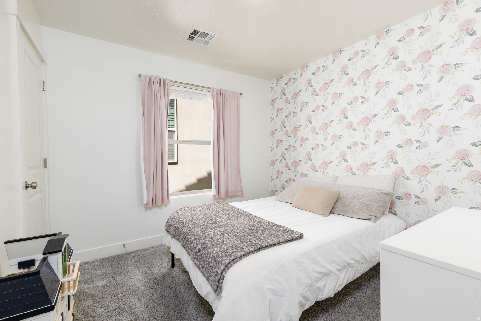 DESERT BLUFF AT DESERT CANYONS TOWNHOMES - Residential