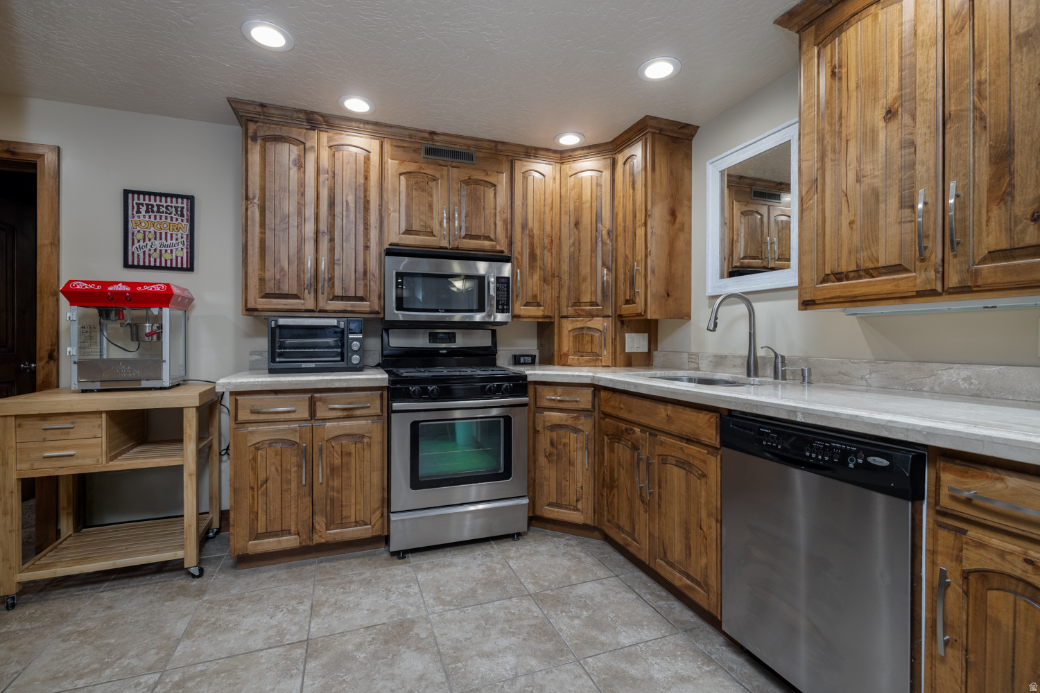 AIR VILLAGE HILLS SUBDIVISION, AMENDED - Residential