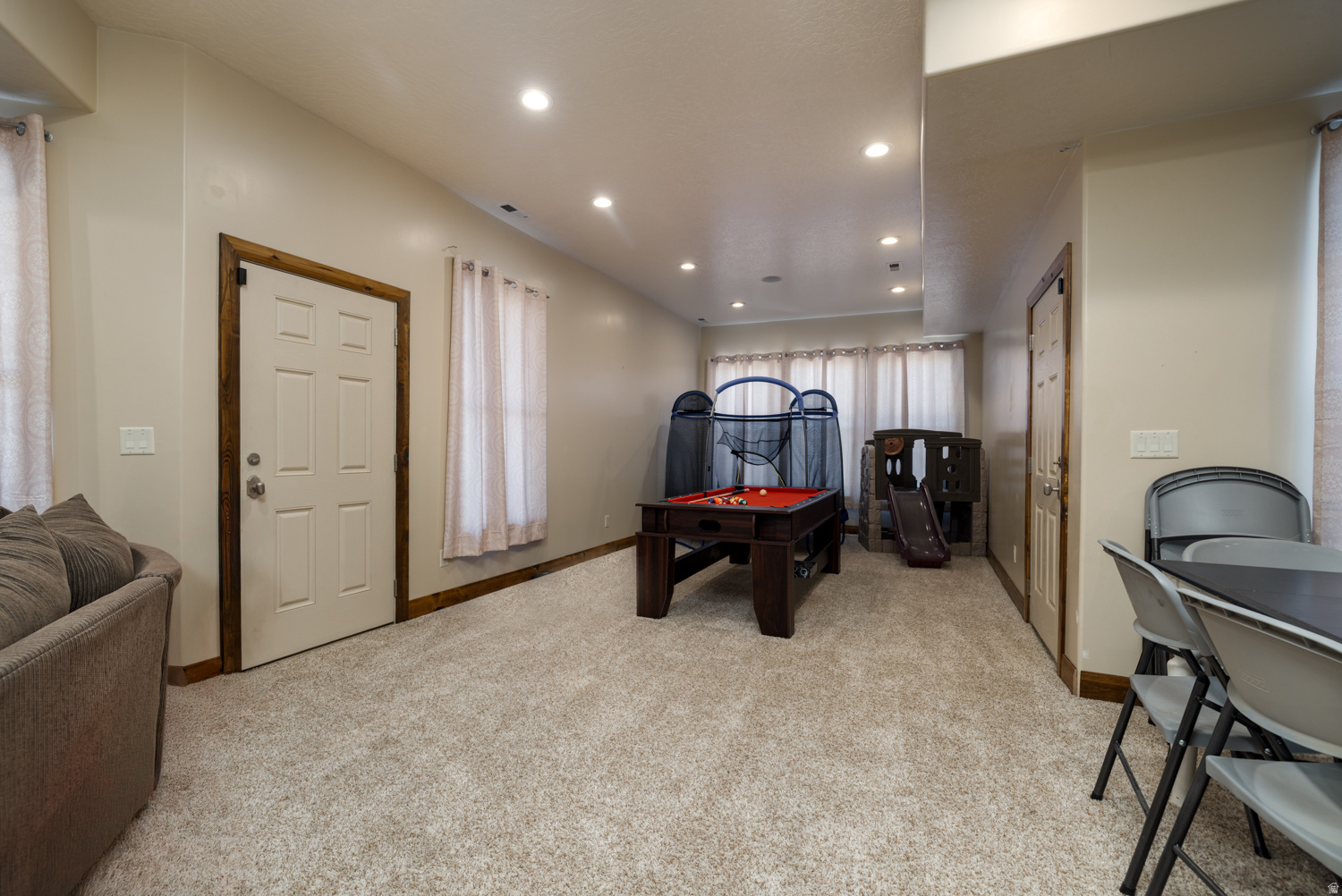 AIR VILLAGE HILLS SUBDIVISION, AMENDED - Residential