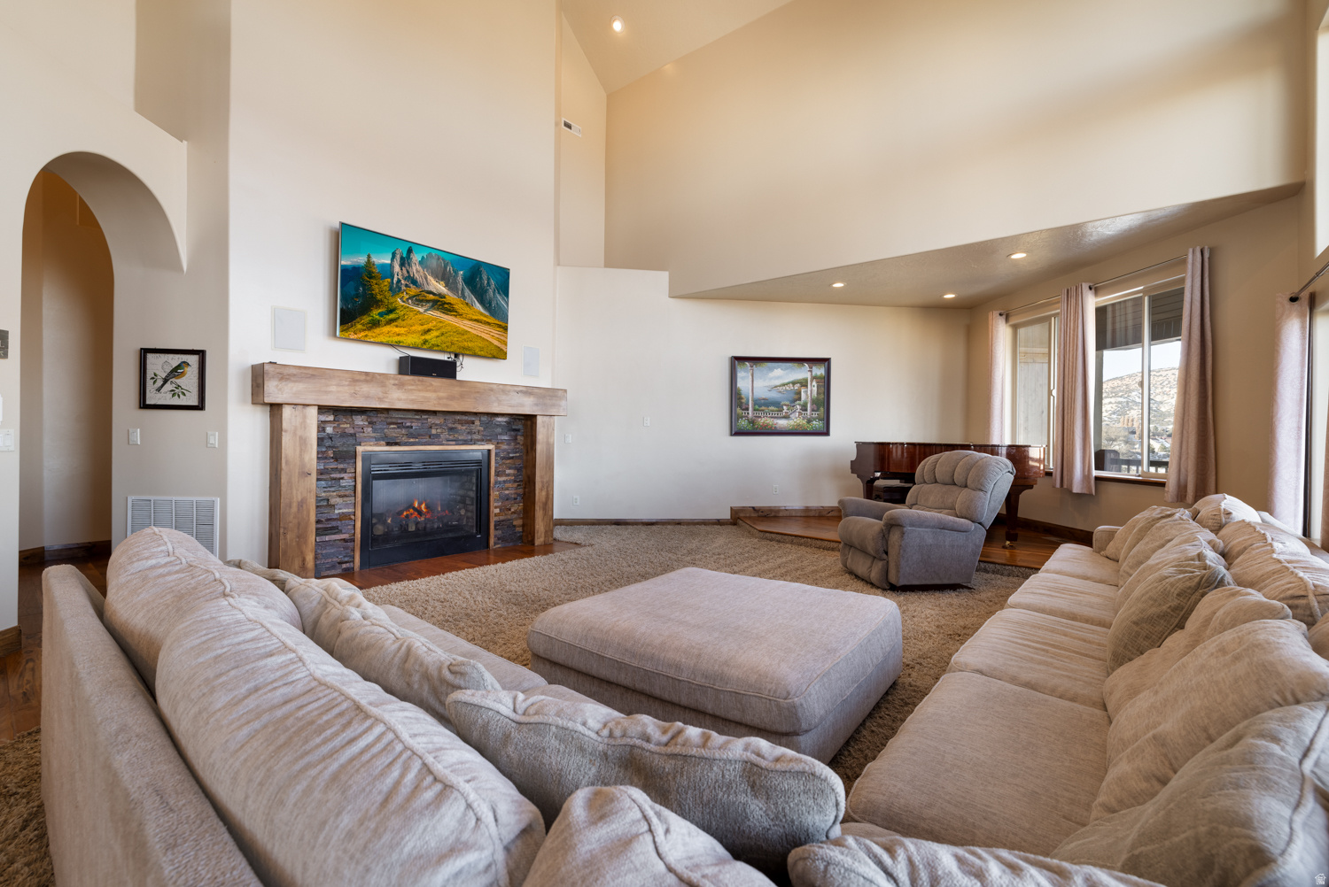 AIR VILLAGE HILLS SUBDIVISION, AMENDED - Residential