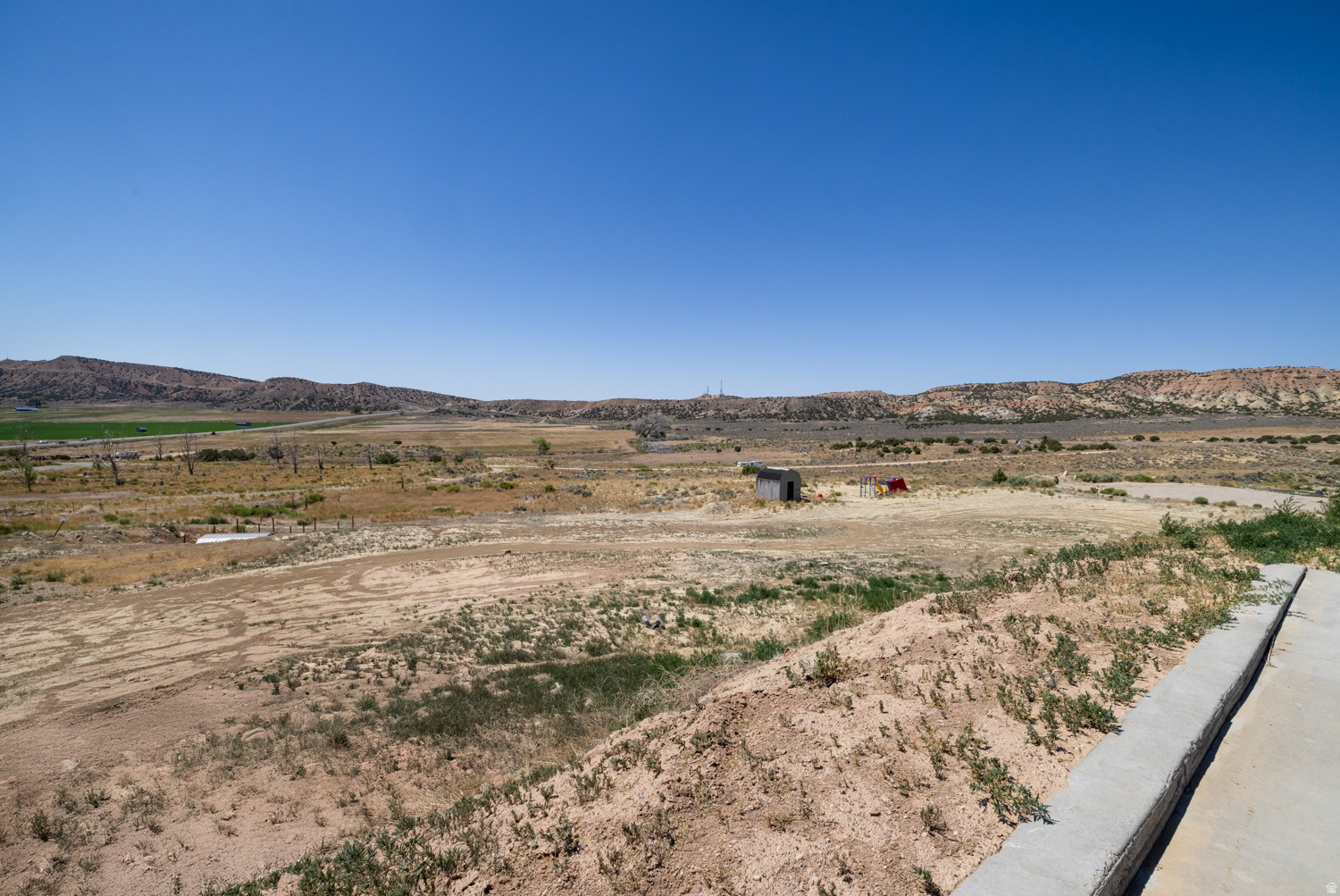 AIR VILLAGE HILLS SUBDIVISION, AMENDED - Residential